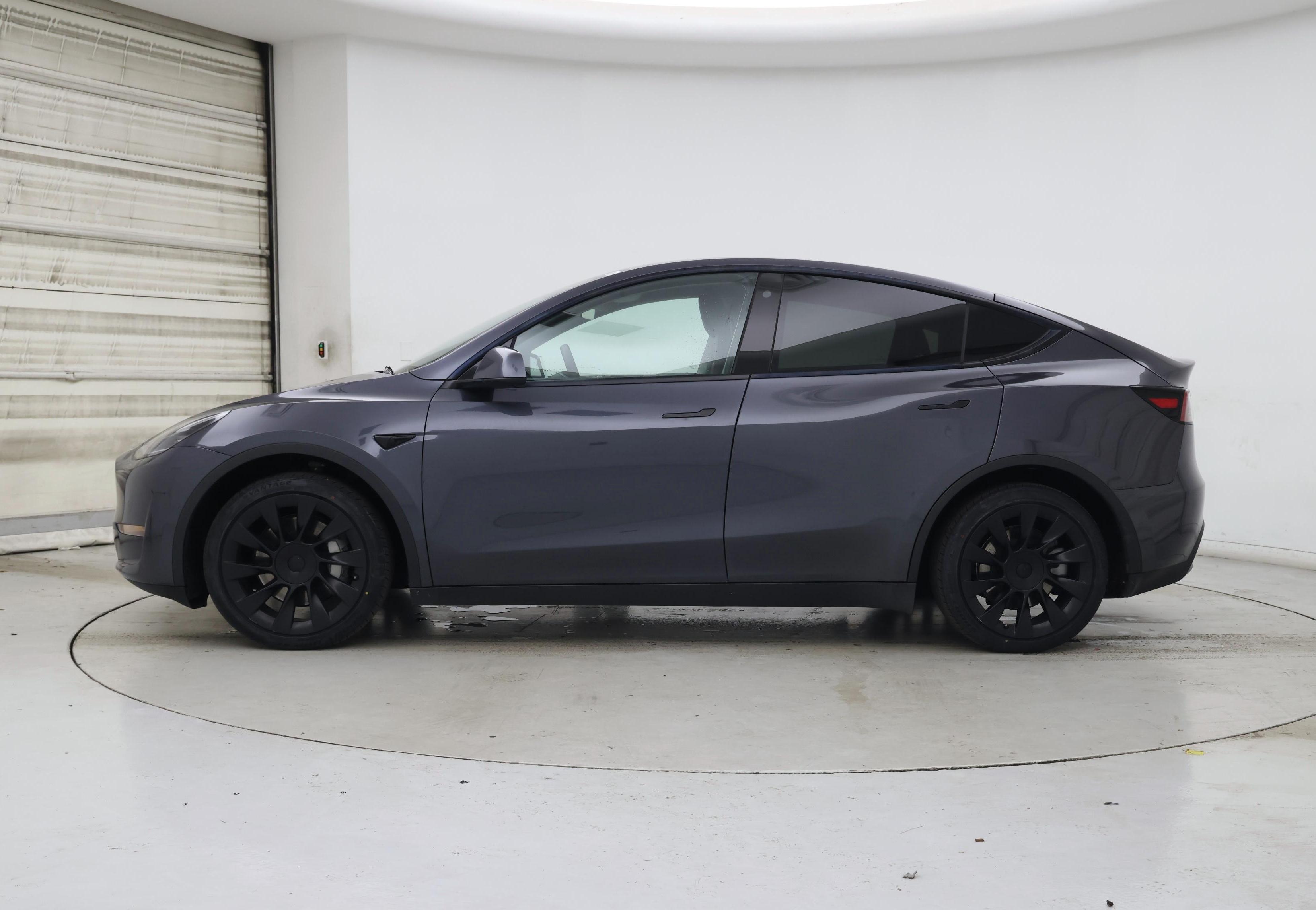 Thumbnail: 2021 Tesla Model Y - 3