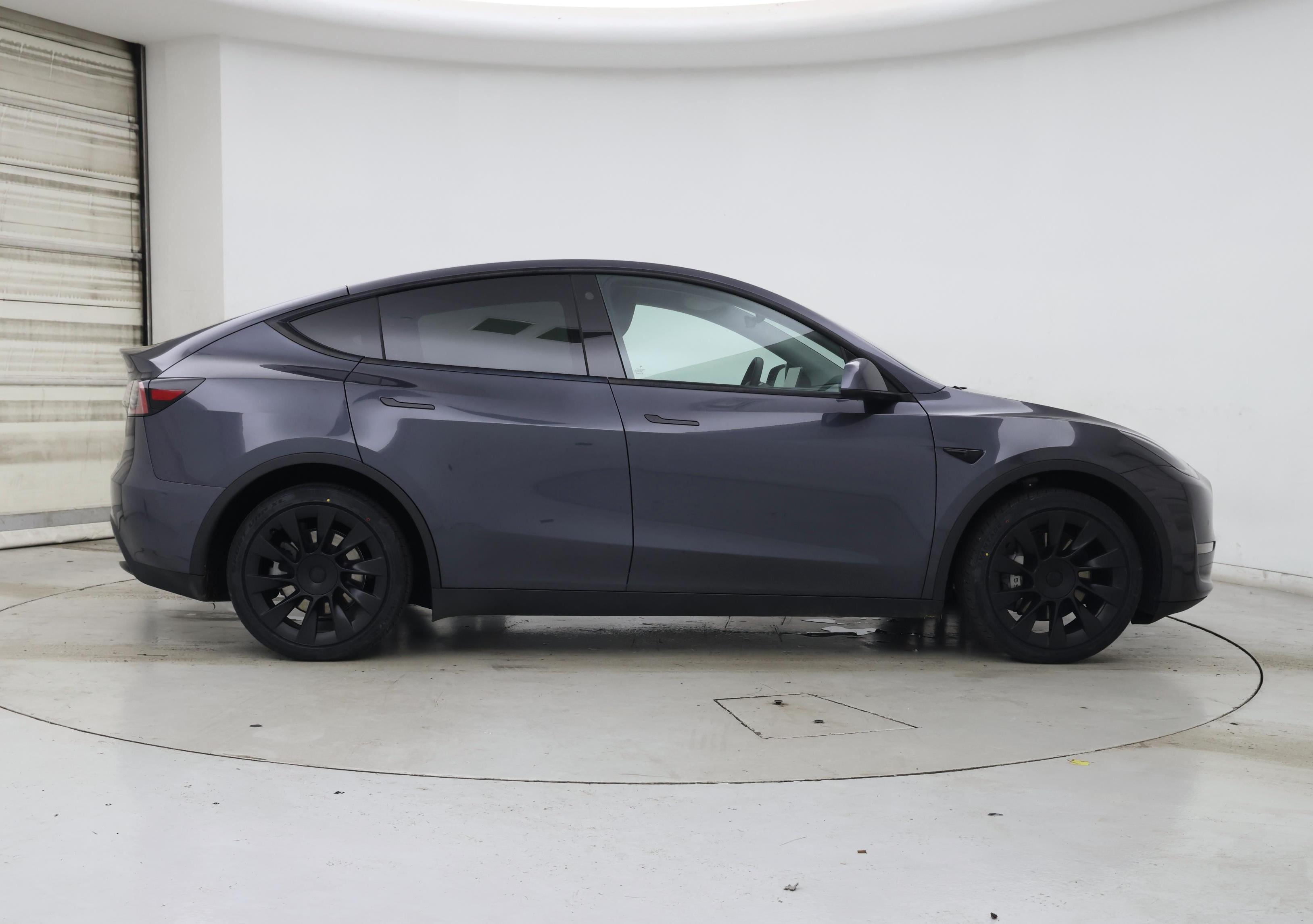 Thumbnail: 2021 Tesla Model Y - 7