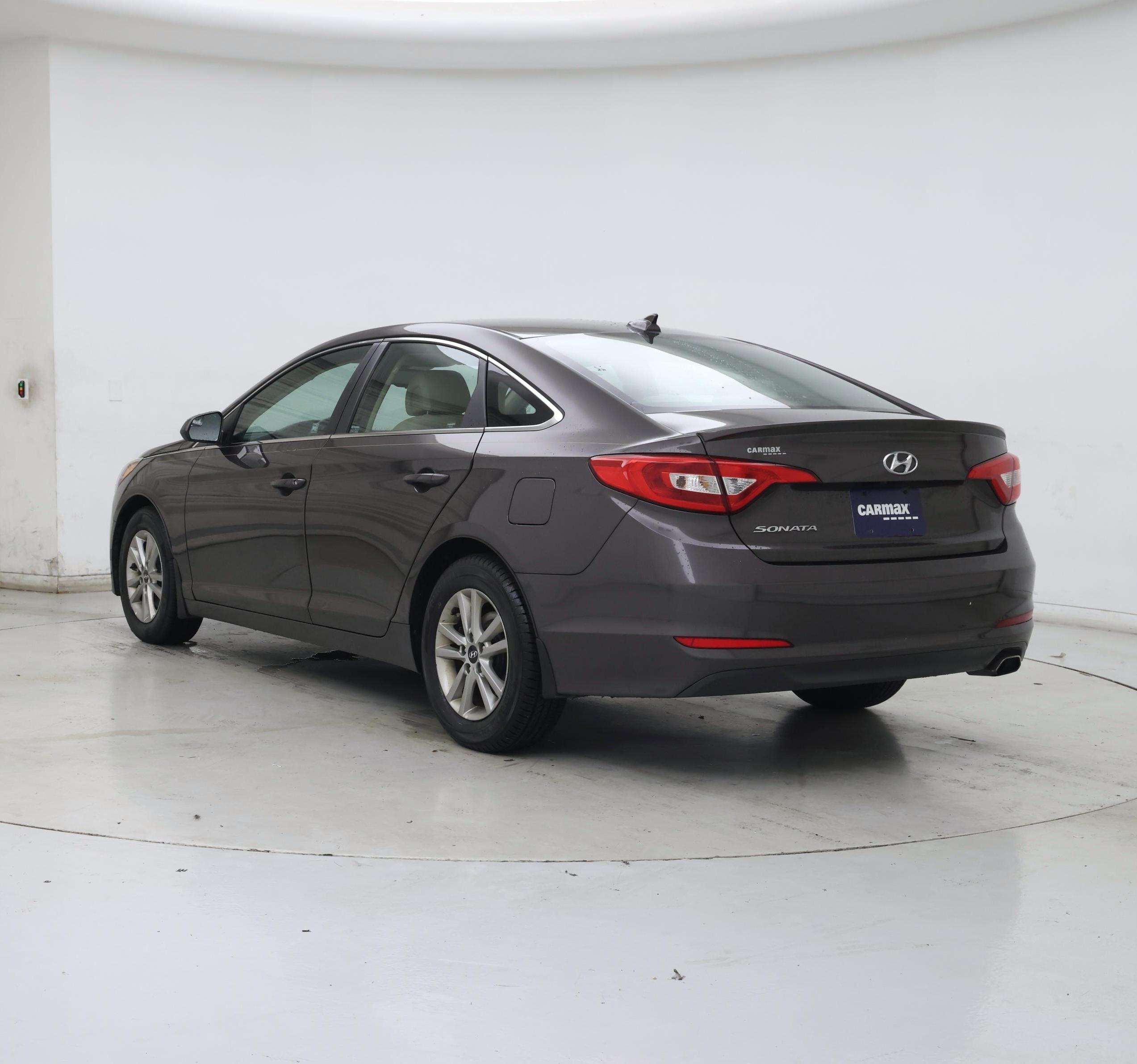 Thumbnail: 2017 Hyundai Sonata - 2