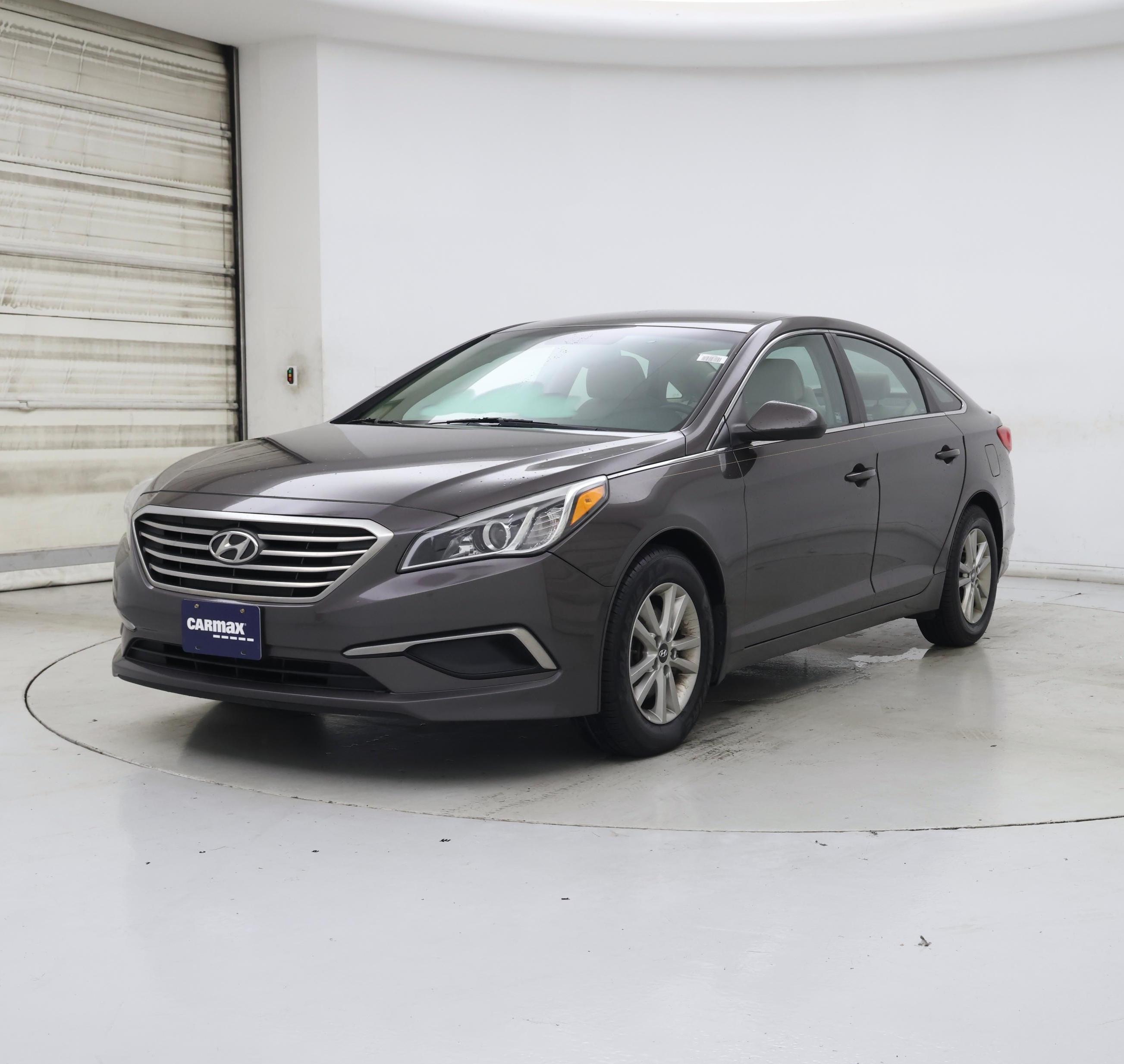 Thumbnail: 2017 Hyundai Sonata - 4
