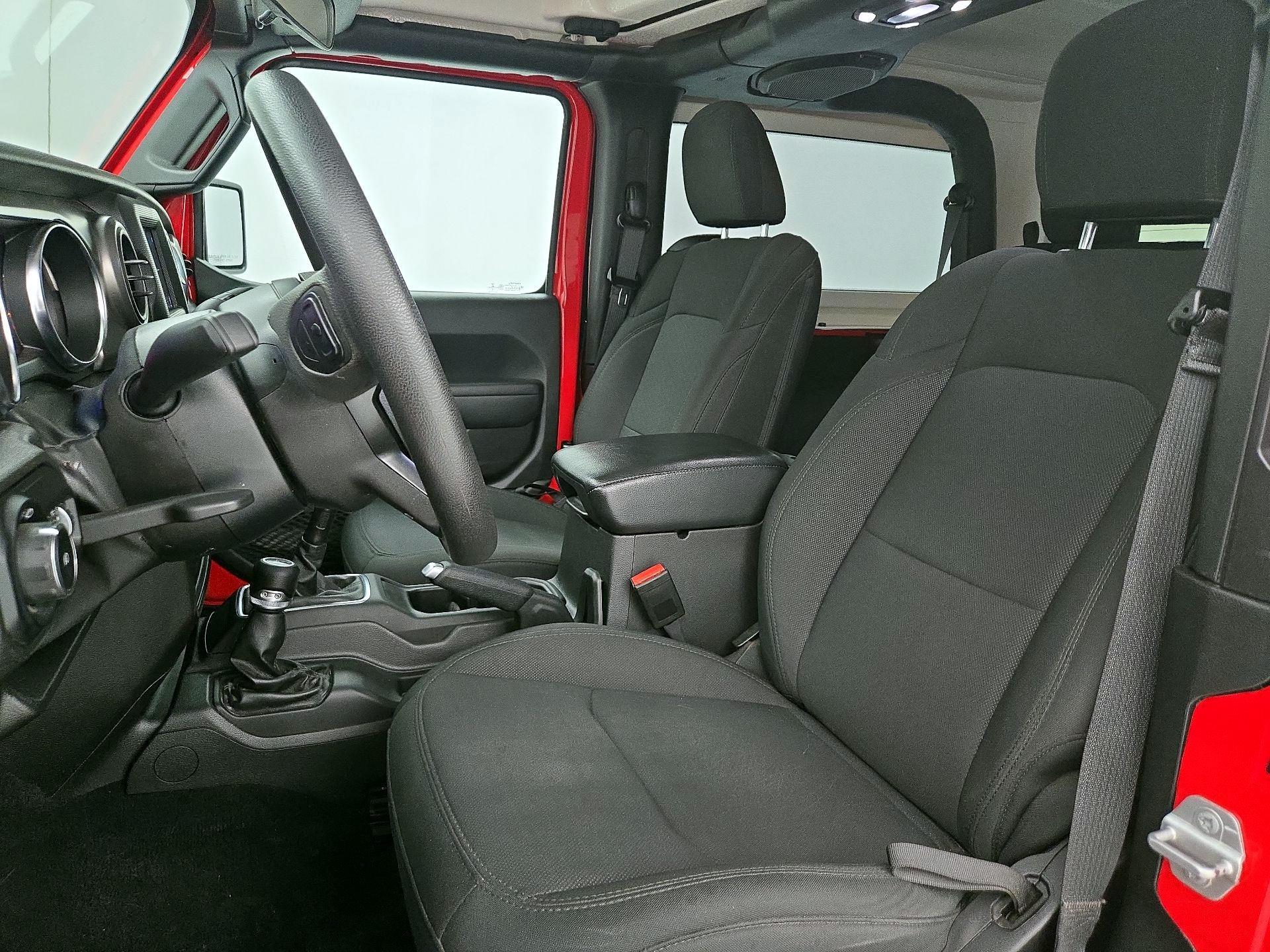 Thumbnail: 2022 Jeep Wrangler - 11