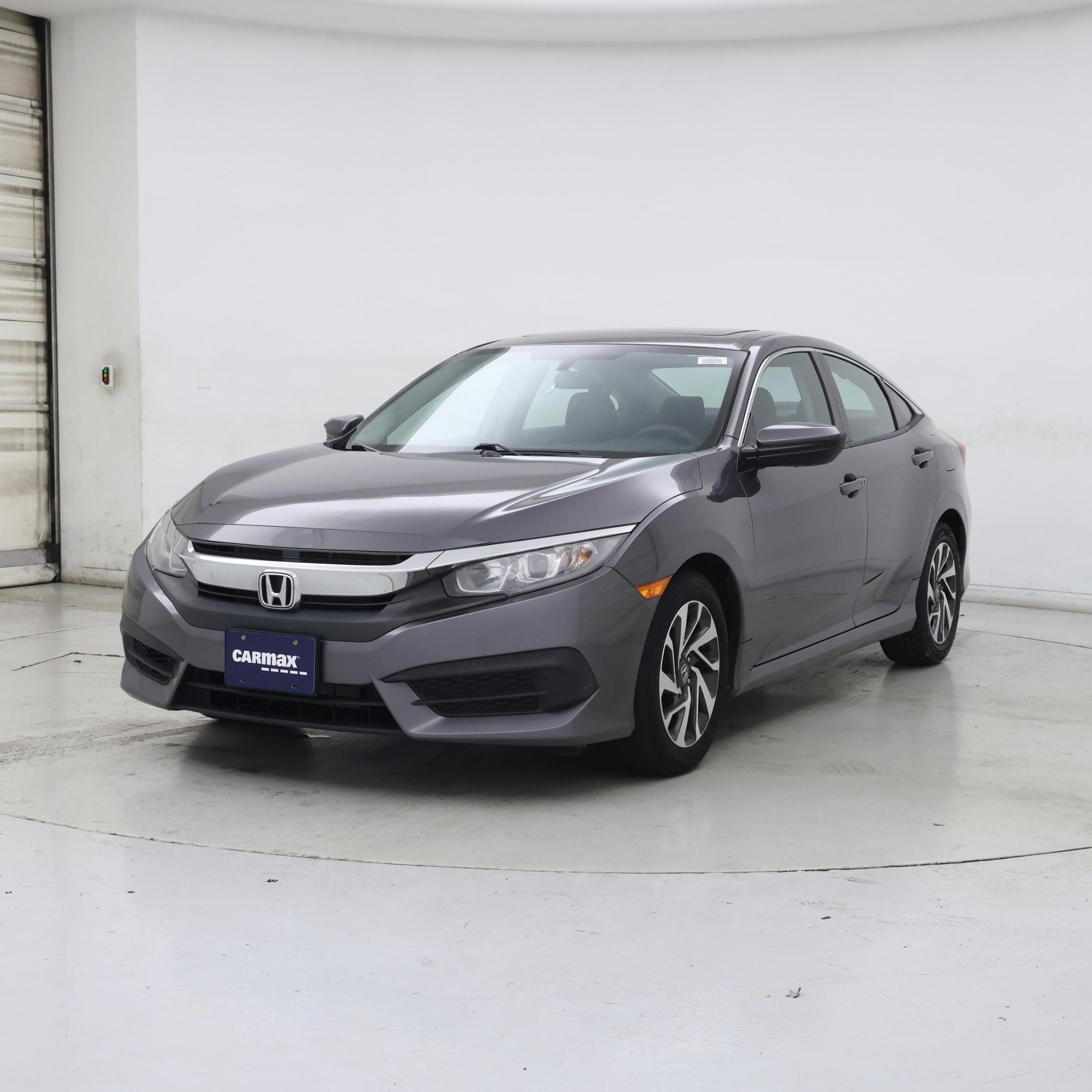 Thumbnail: 2017 Honda Civic - 4
