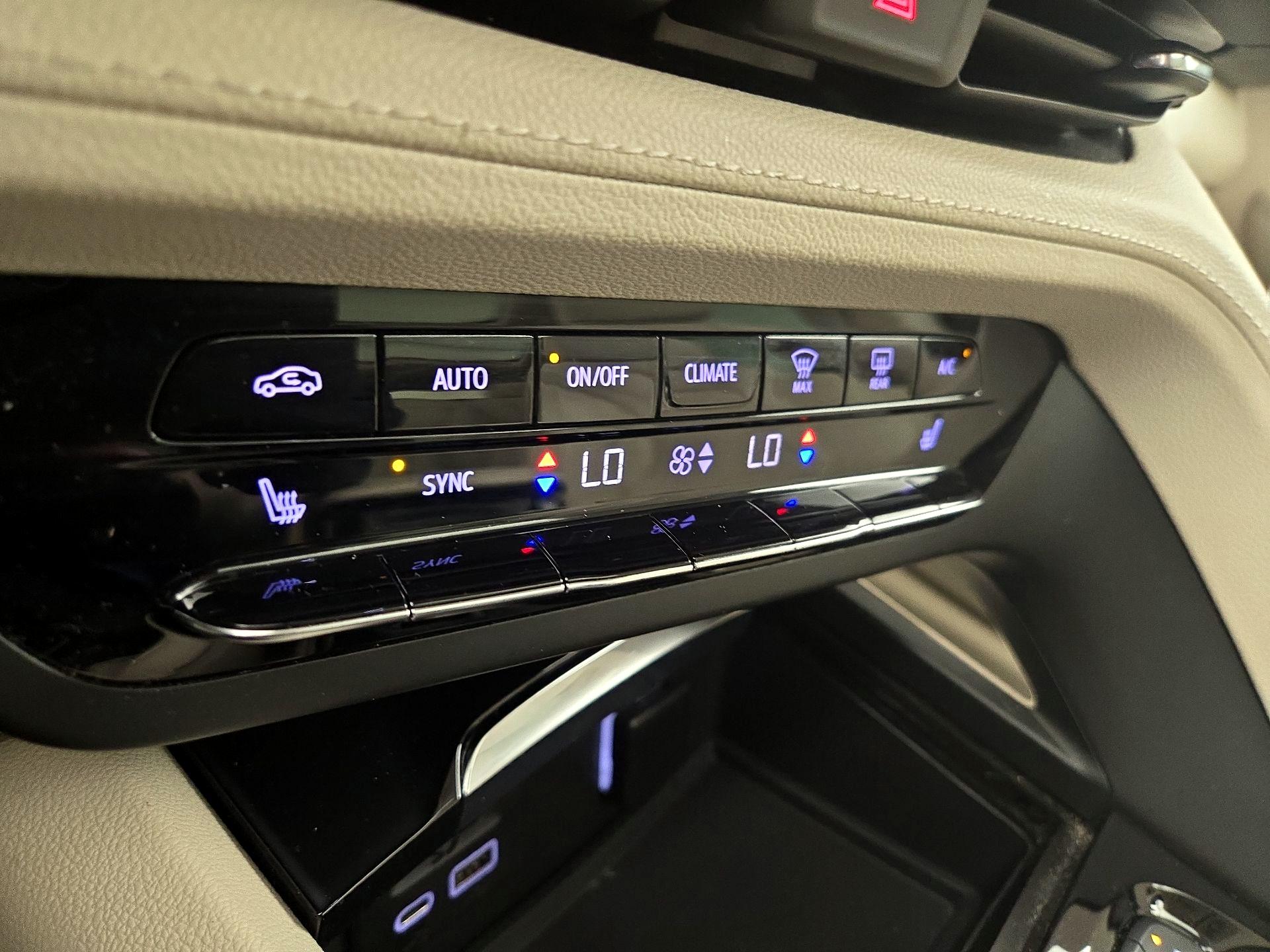 Thumbnail: 2022 Buick Envision - 17