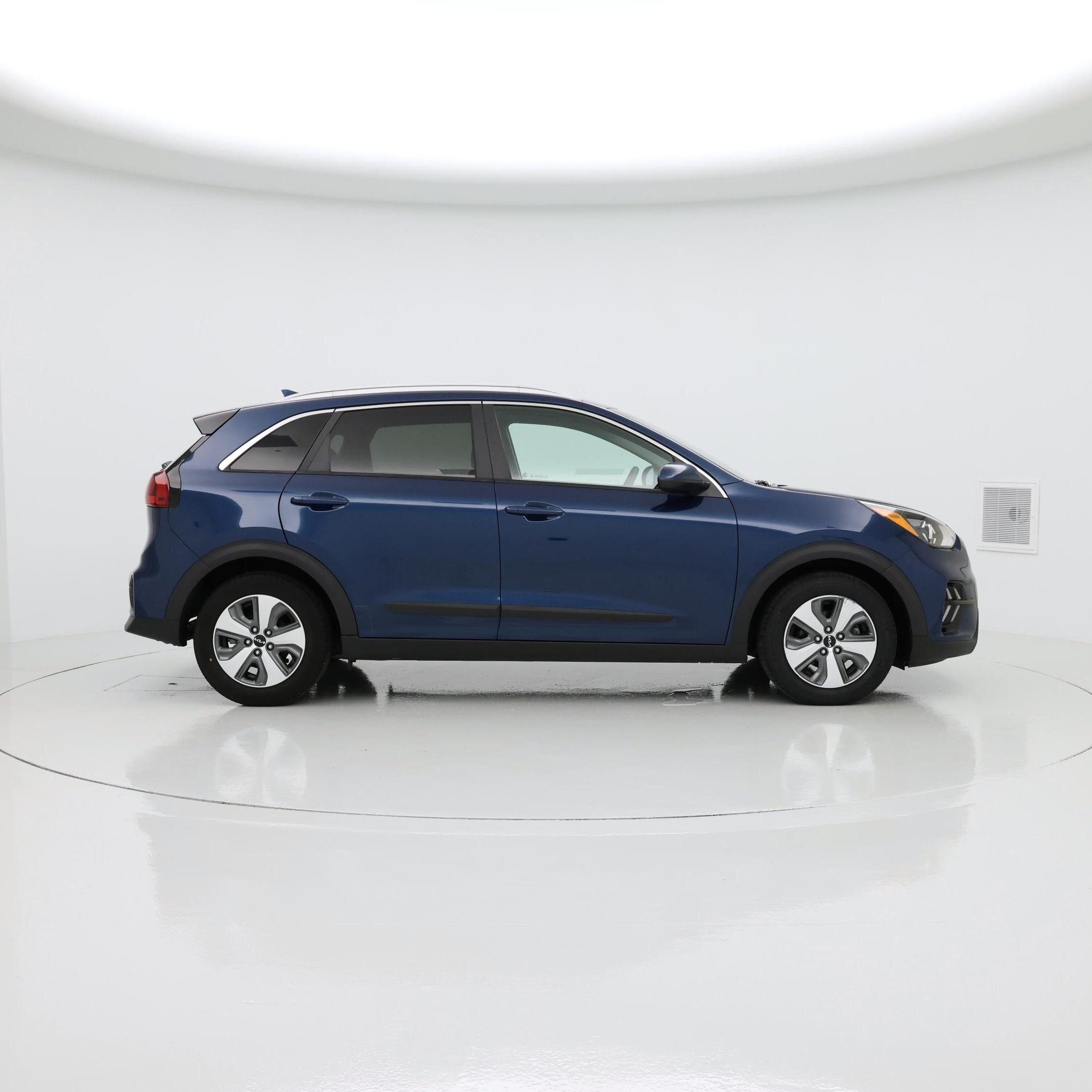 Thumbnail: 2022 Kia Niro - 7