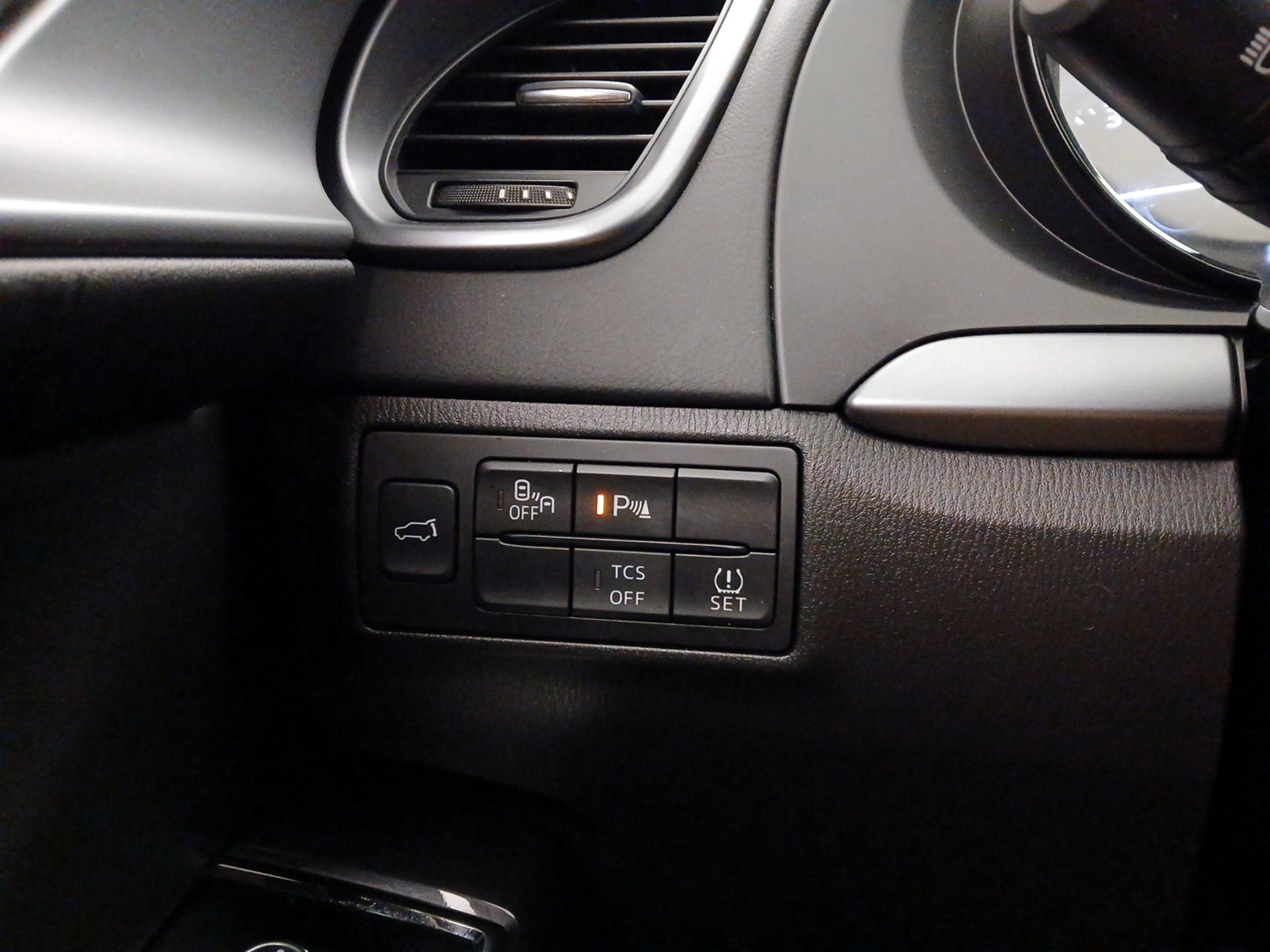 Thumbnail: 2016 Mazda CX-9 - 13
