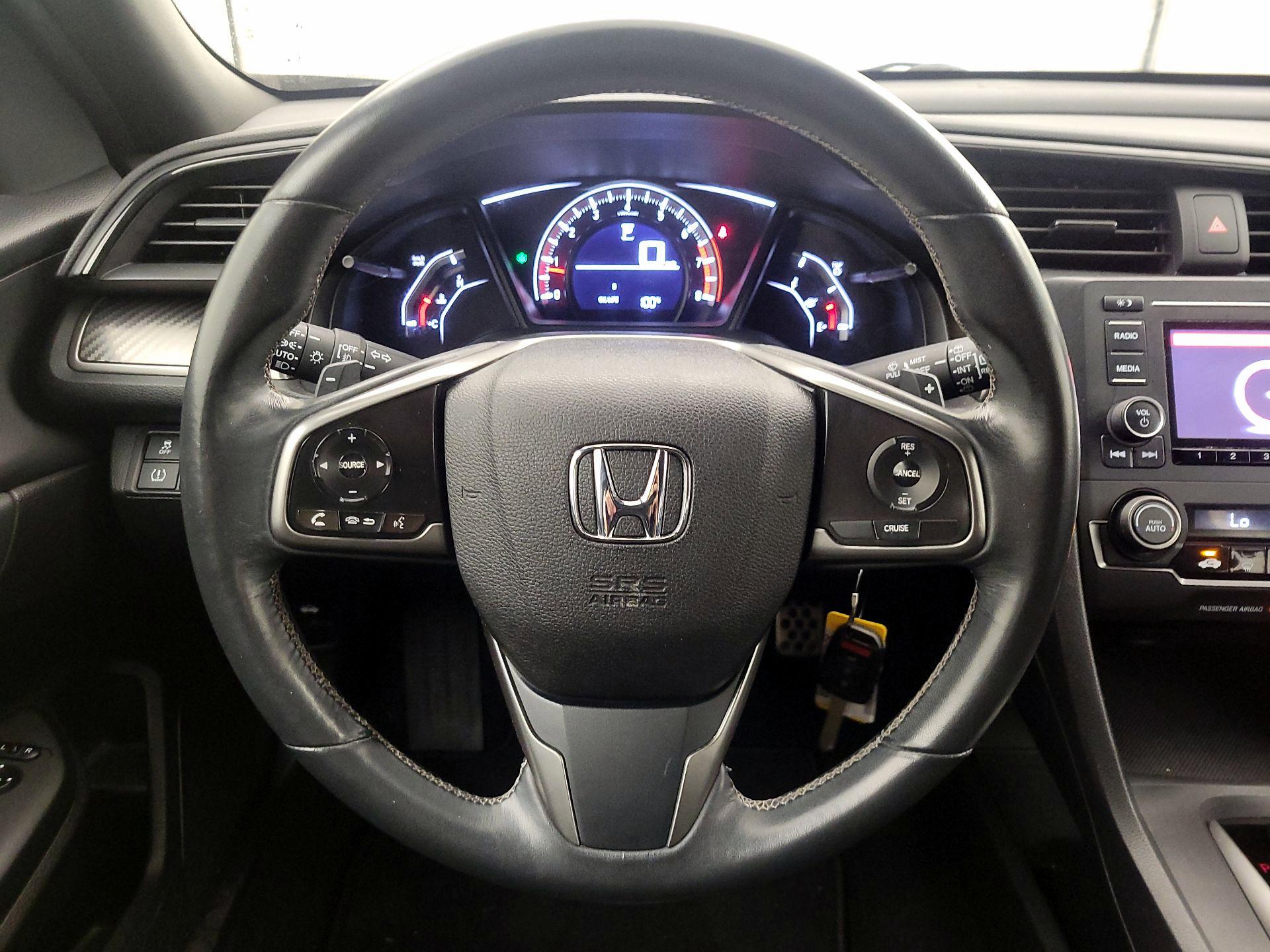 Thumbnail: 2017 Honda Civic - 10