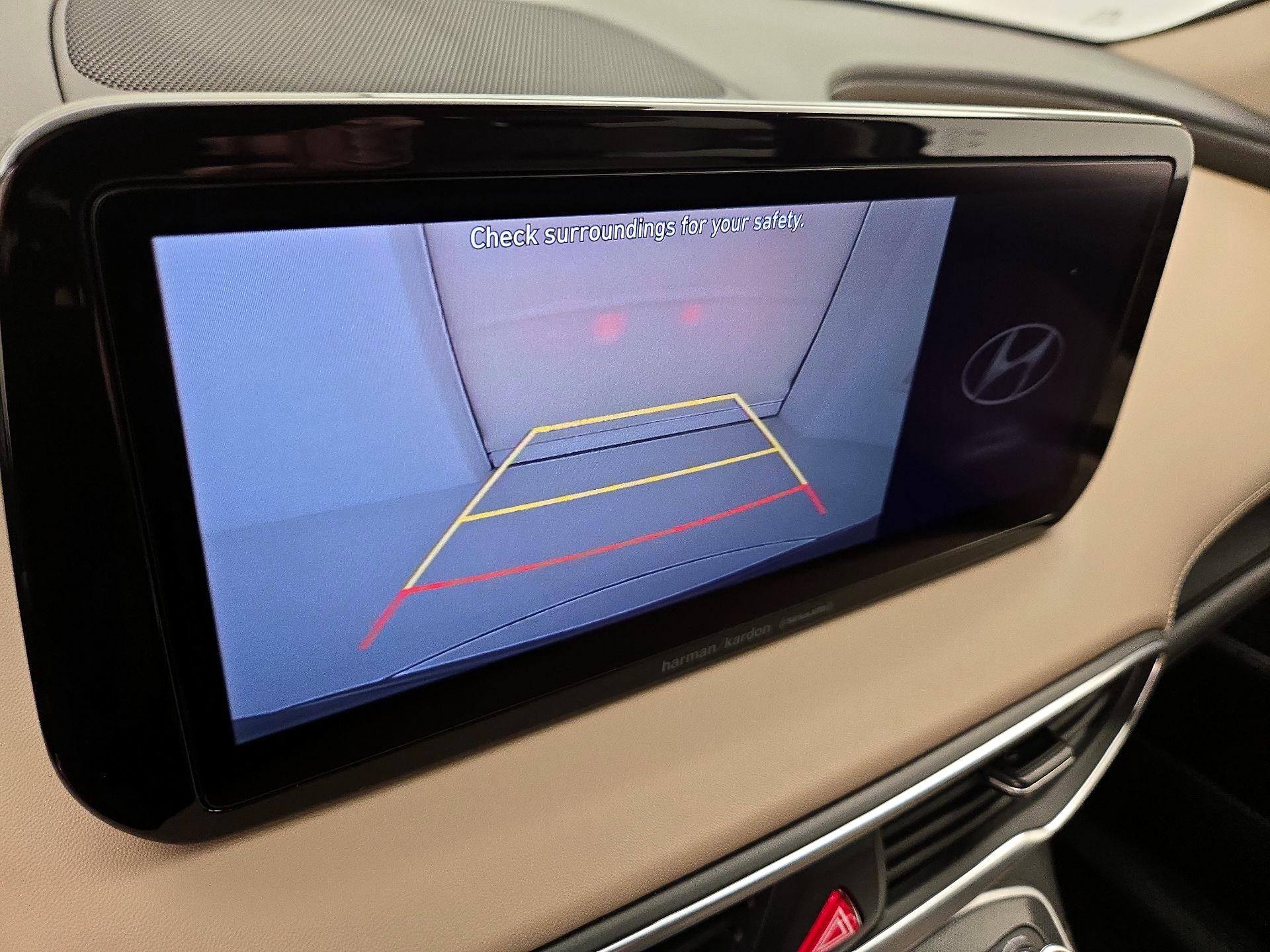 Thumbnail: 2021 Hyundai Santa Fe - 15