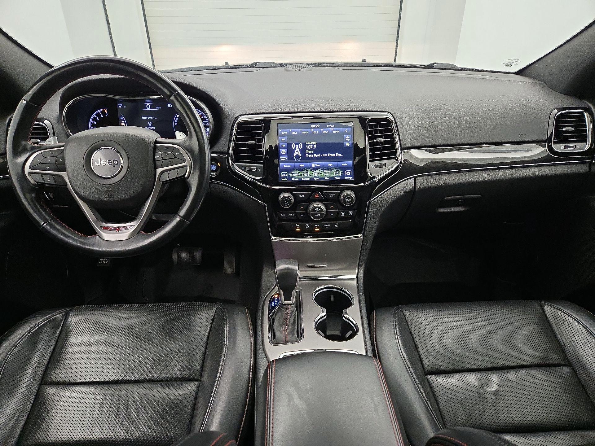 Thumbnail: 2020 Jeep Grand Cherokee - 9