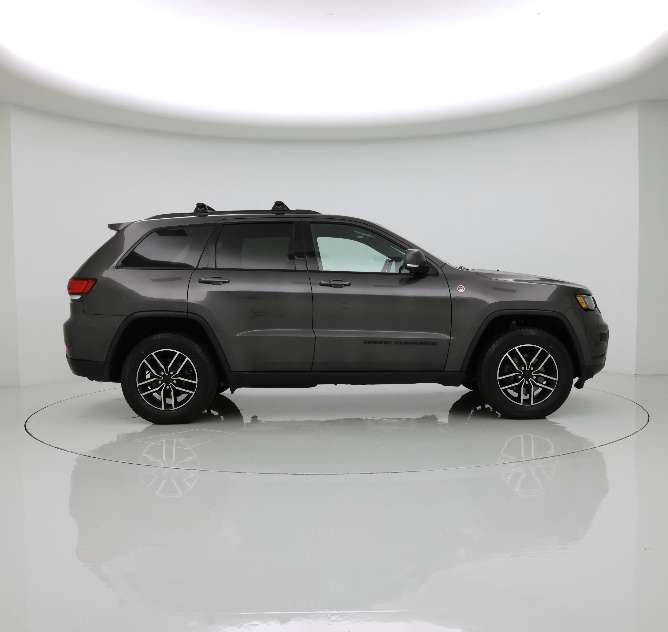 Thumbnail: 2020 Jeep Grand Cherokee - 7