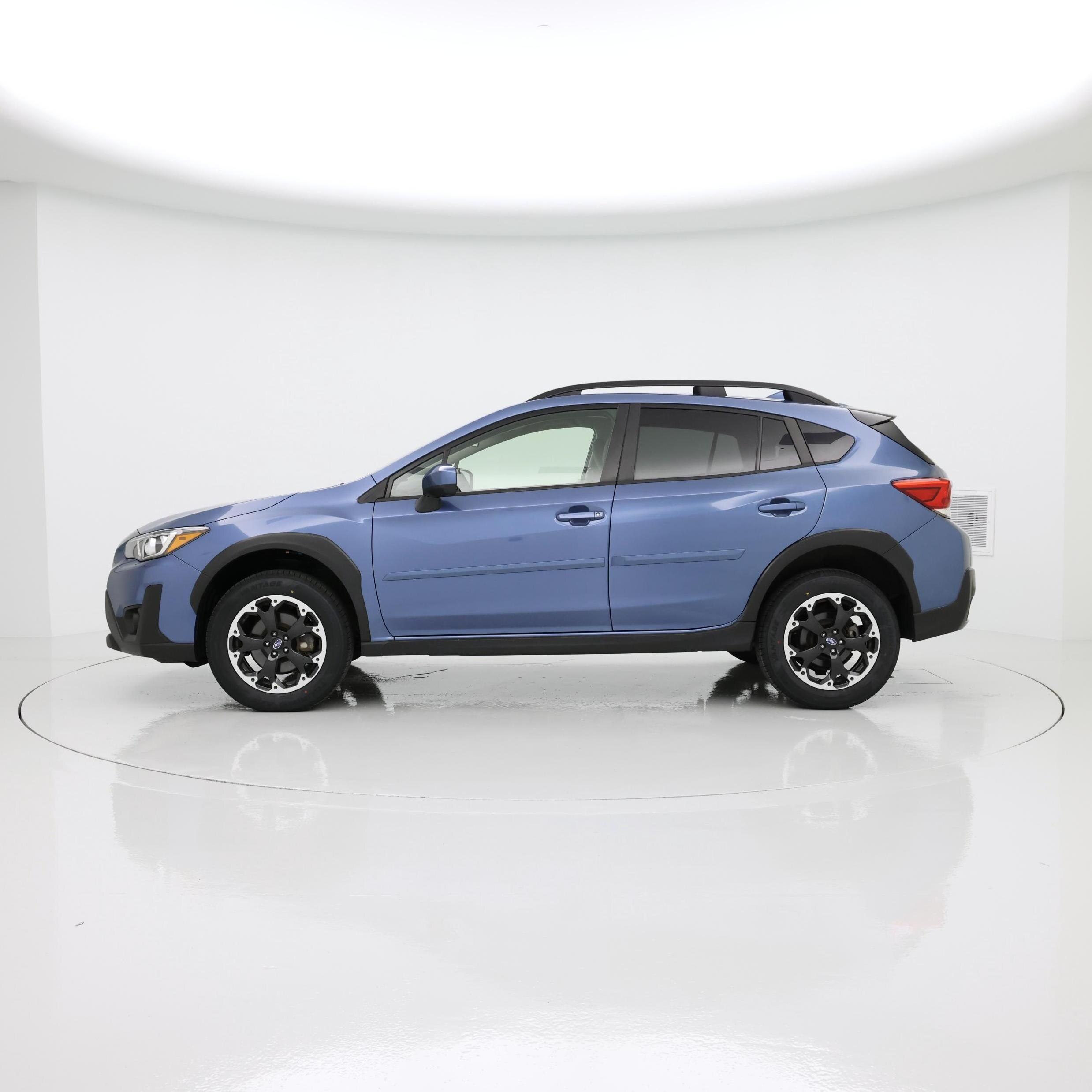 Thumbnail: 2022 Subaru Crosstrek - 3