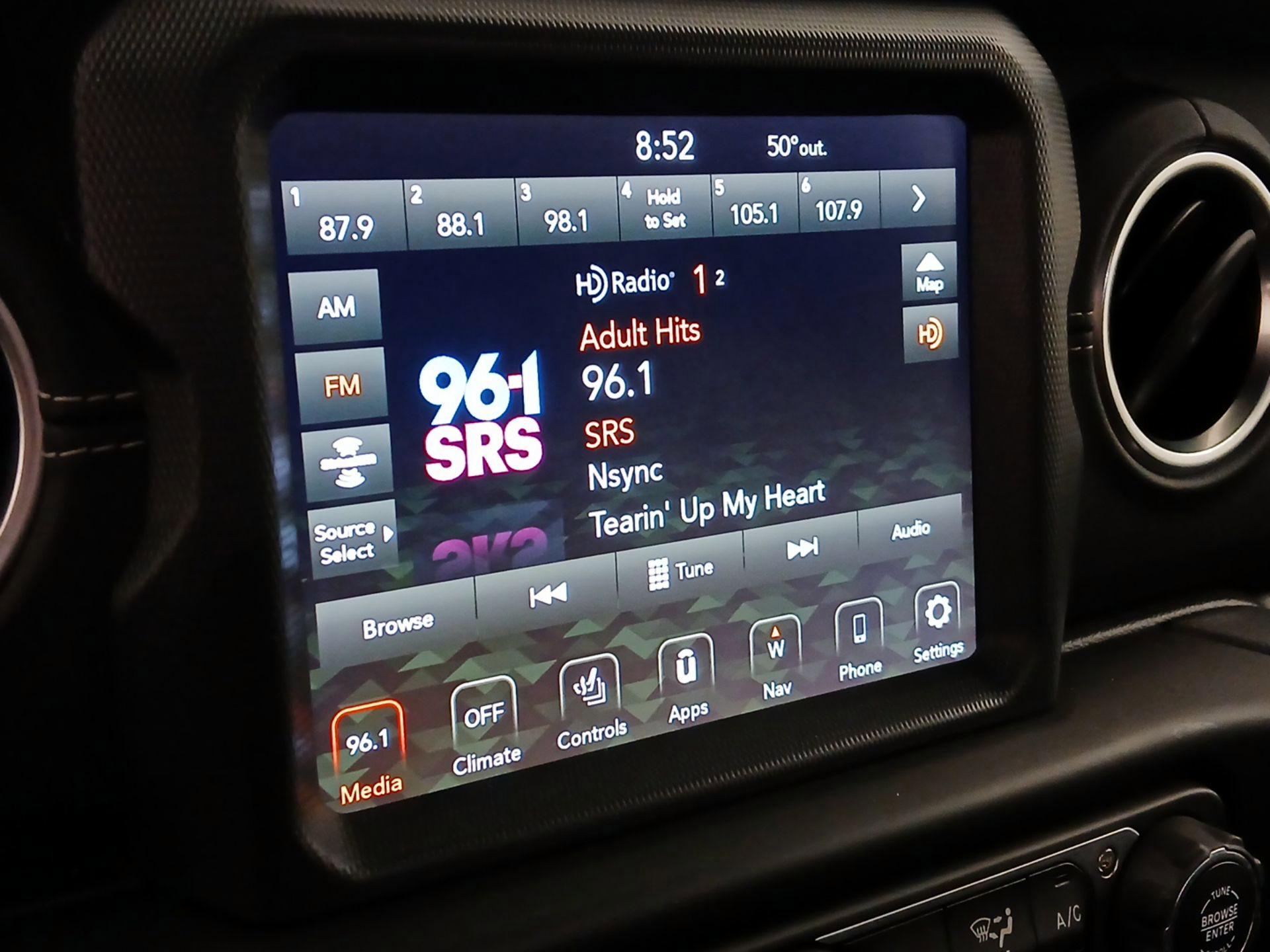 Thumbnail: 2020 Jeep Wrangler - 16