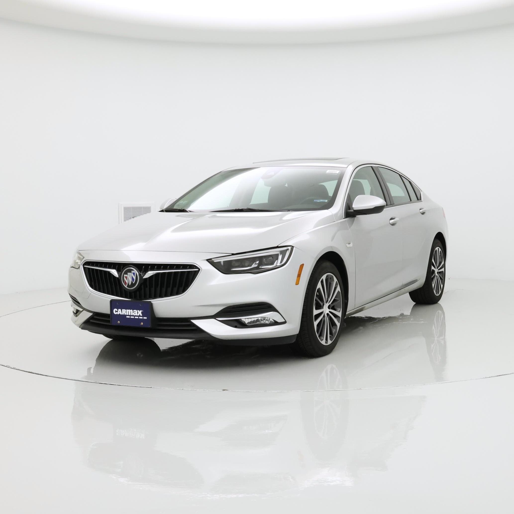 Thumbnail: 2020 Buick Regal - 4