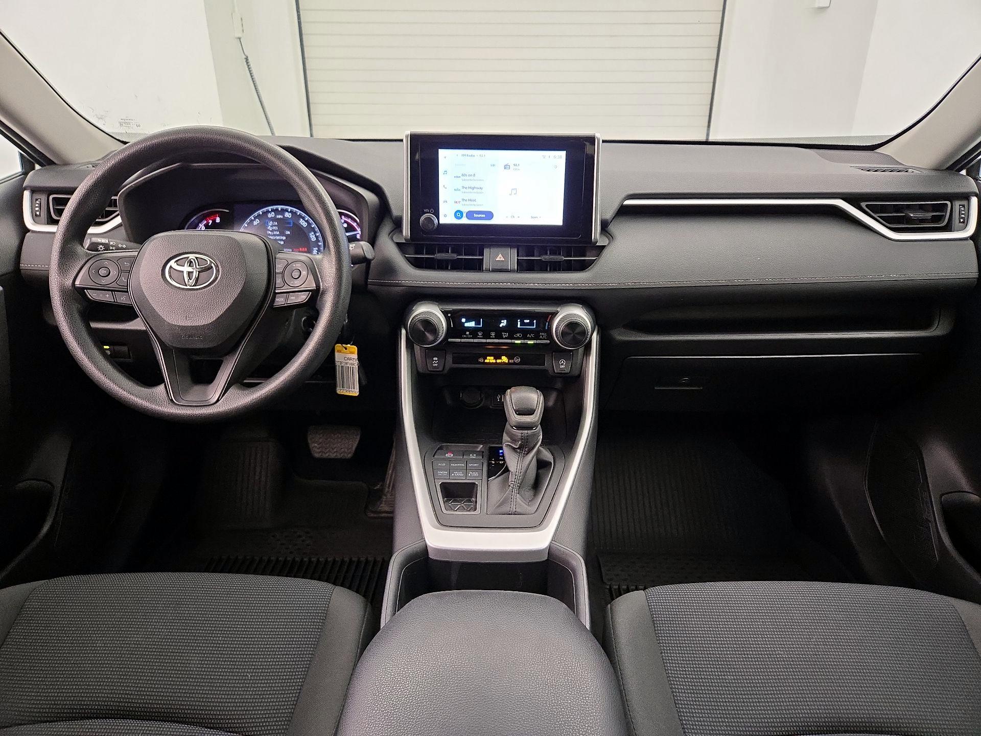 Thumbnail: 2024 Toyota RAV4 - 9