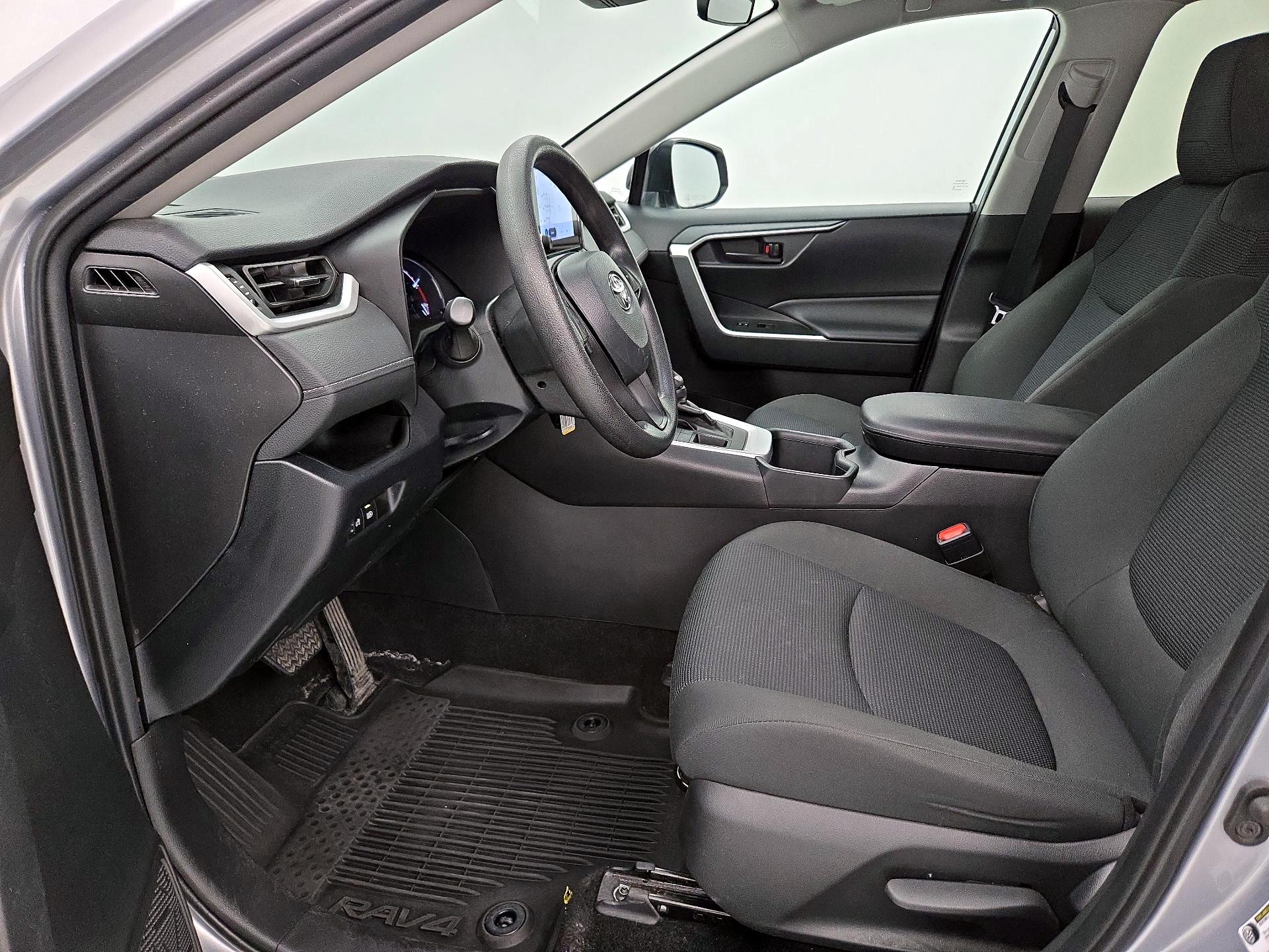 Thumbnail: 2024 Toyota RAV4 - 11