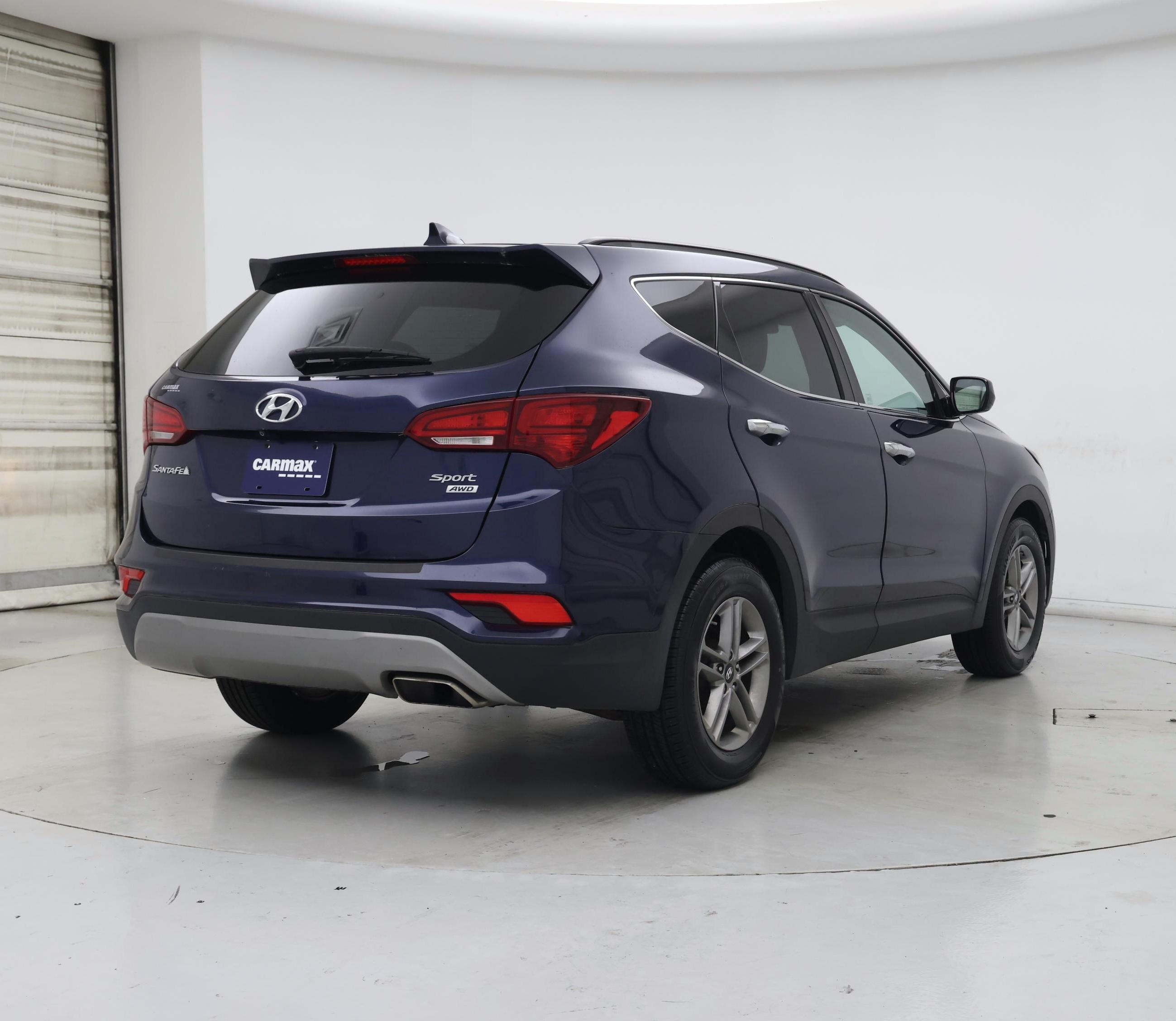 Thumbnail: 2017 Hyundai Santa Fe - 8