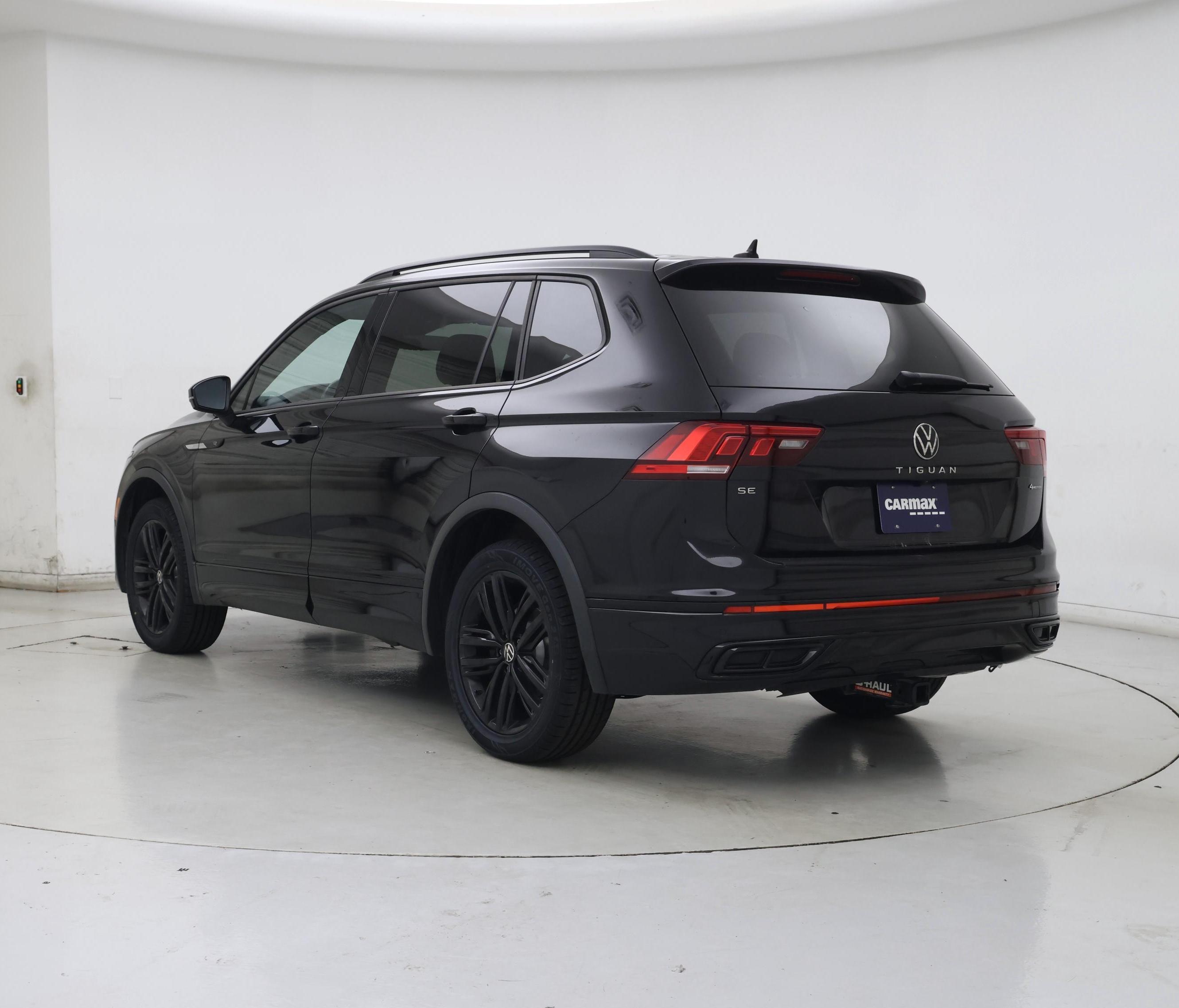Thumbnail: 2022 Volkswagen Tiguan - 2