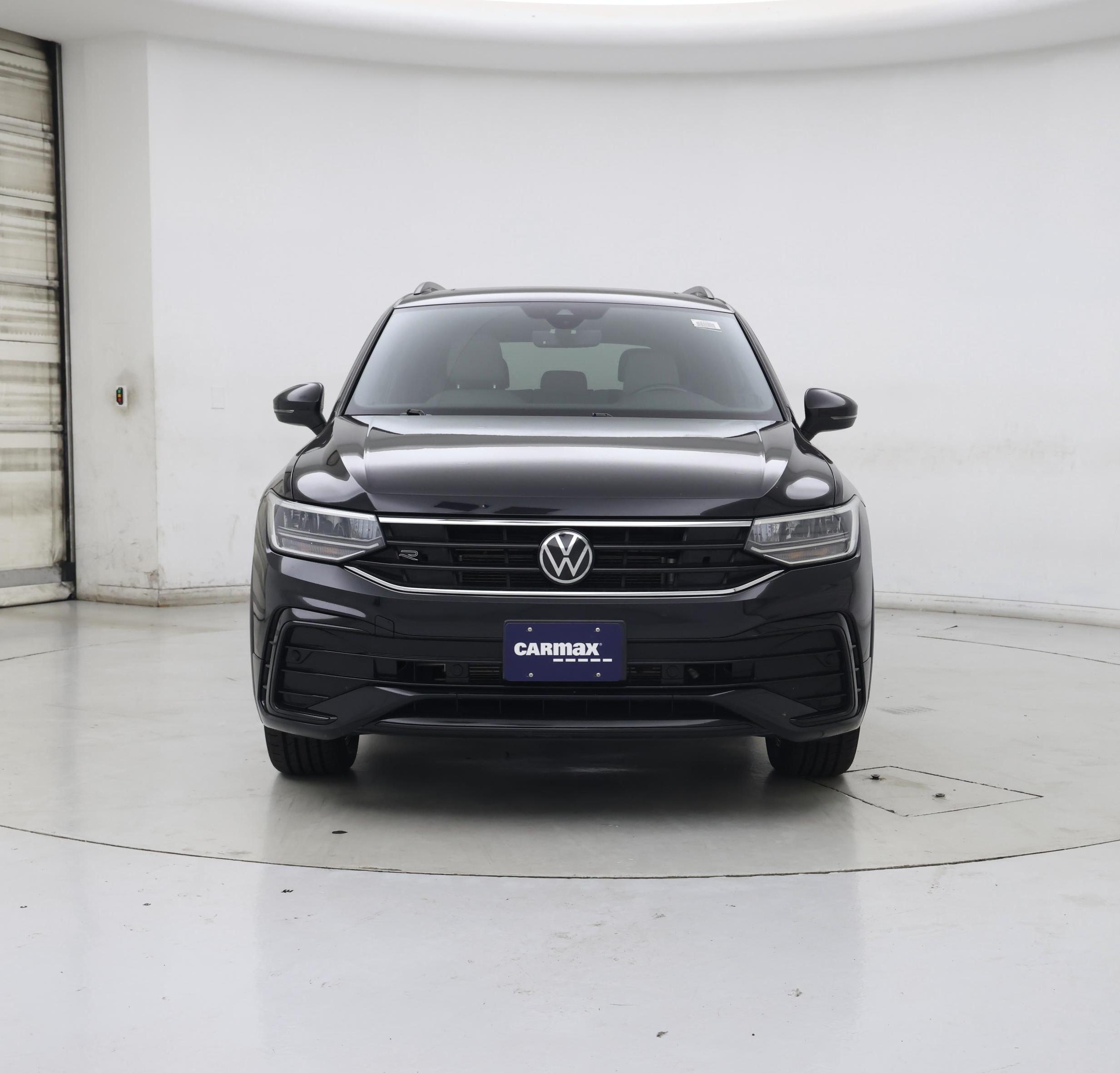 Thumbnail: 2022 Volkswagen Tiguan - 5