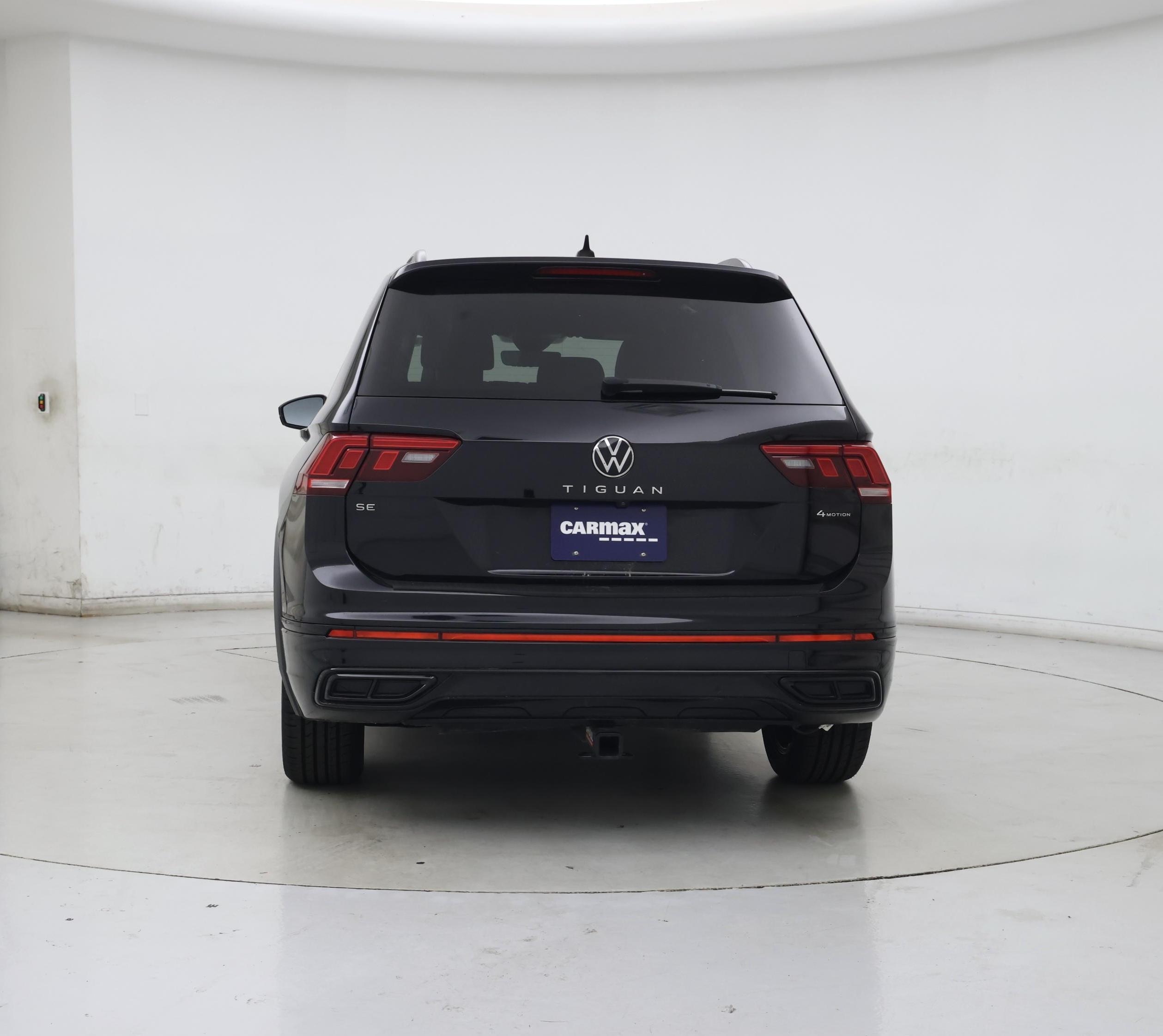 Thumbnail: 2022 Volkswagen Tiguan - 6