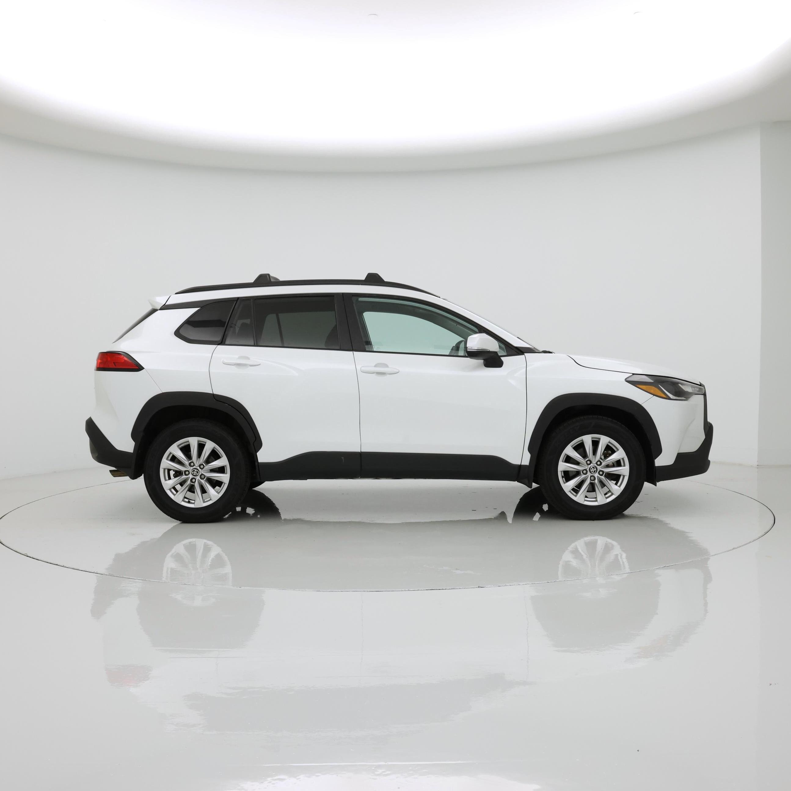 Thumbnail: 2023 Toyota Corolla Cross - 7