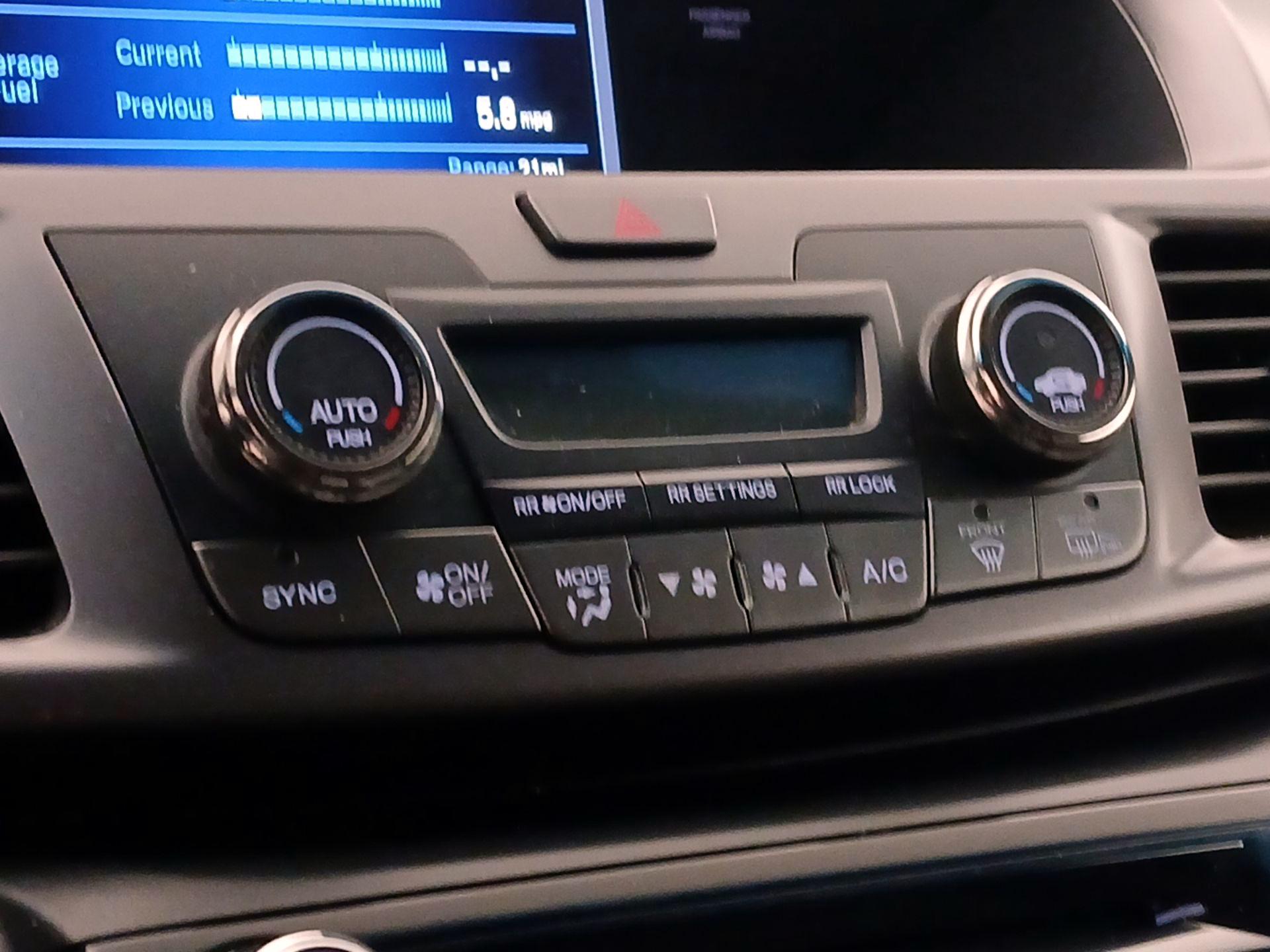 Thumbnail: 2014 Honda Odyssey - 14
