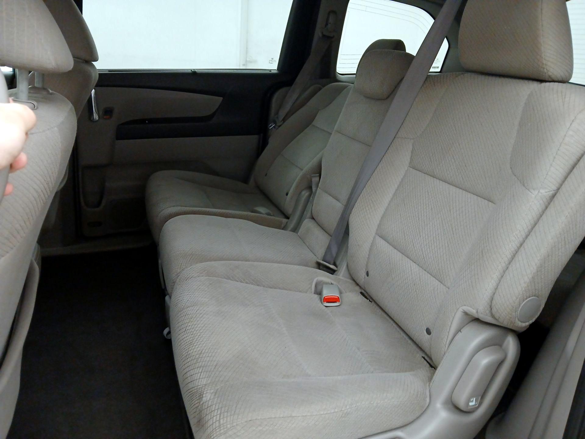 Thumbnail: 2014 Honda Odyssey - 17