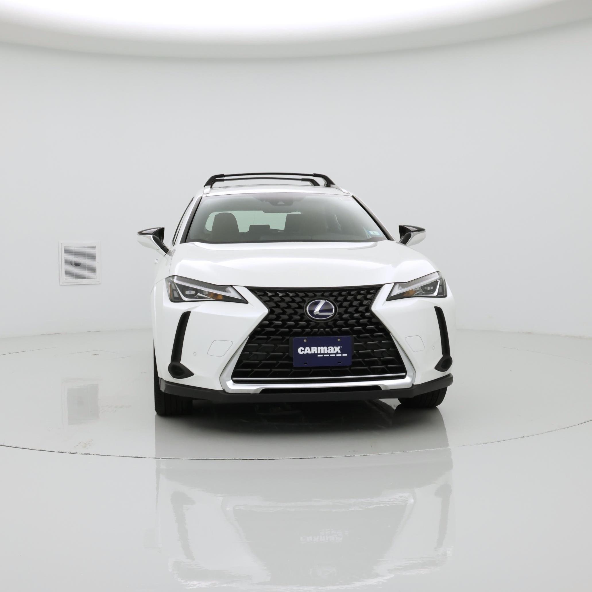 Thumbnail: 2022 Lexus UX - 5