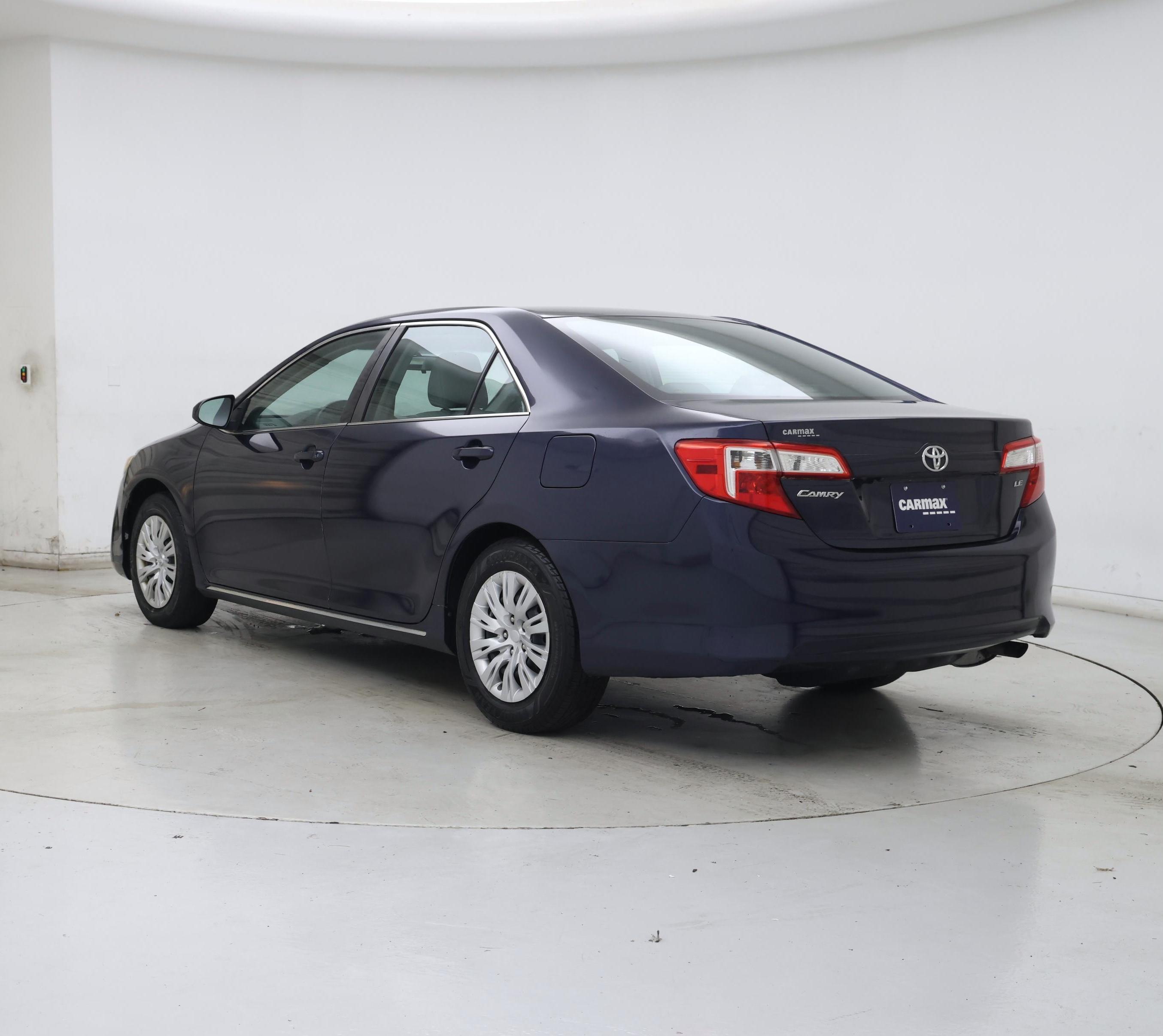 Thumbnail: 2014 Toyota Camry - 2