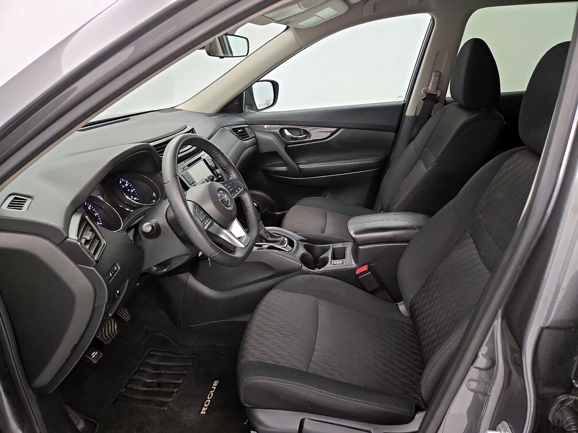 Thumbnail: 2020 Nissan Rogue - 11