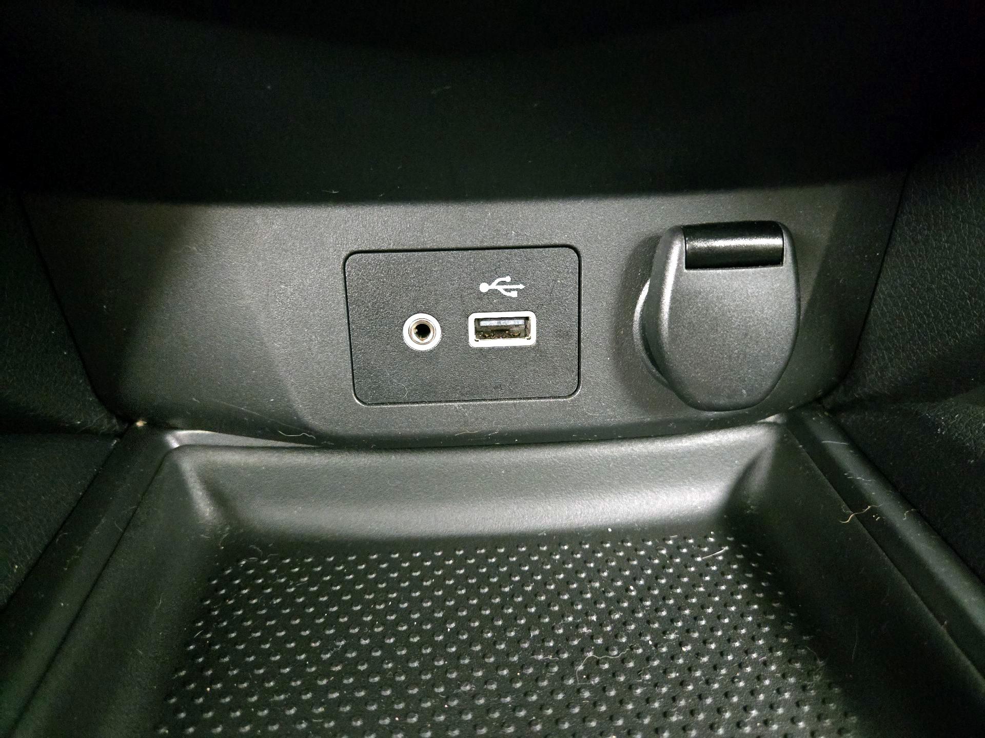 Thumbnail: 2020 Nissan Rogue - 18