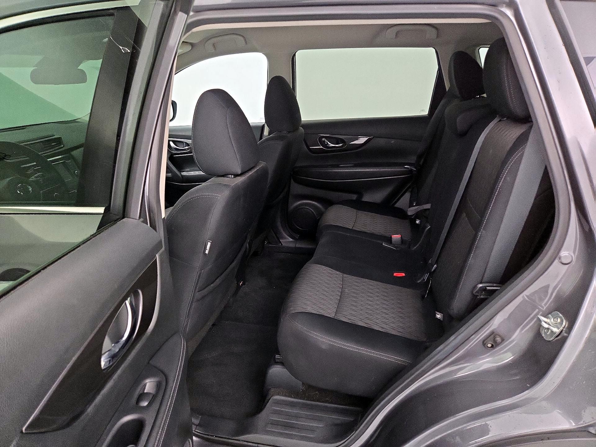 Thumbnail: 2020 Nissan Rogue - 19