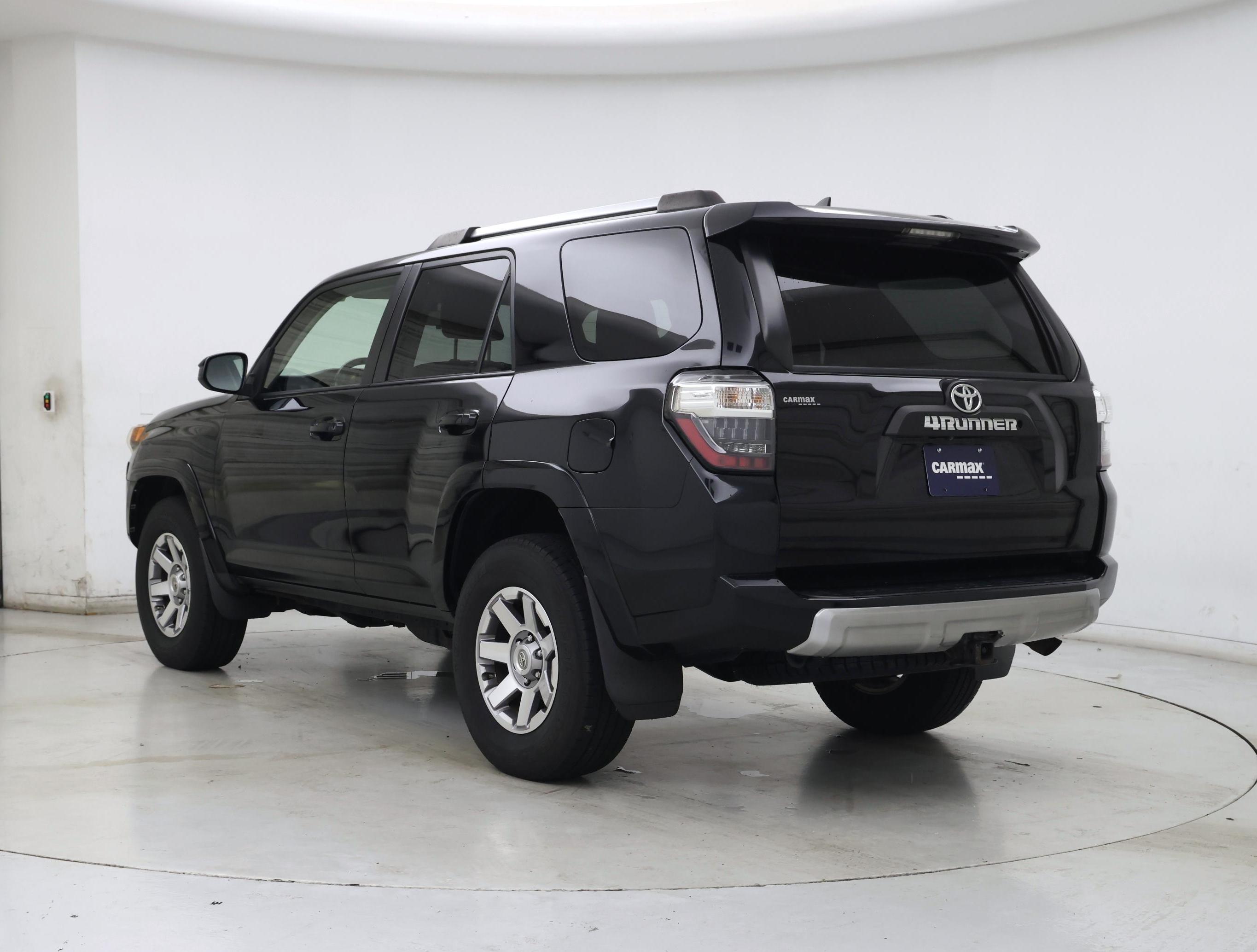 Thumbnail: 2015 Toyota 4Runner - 2