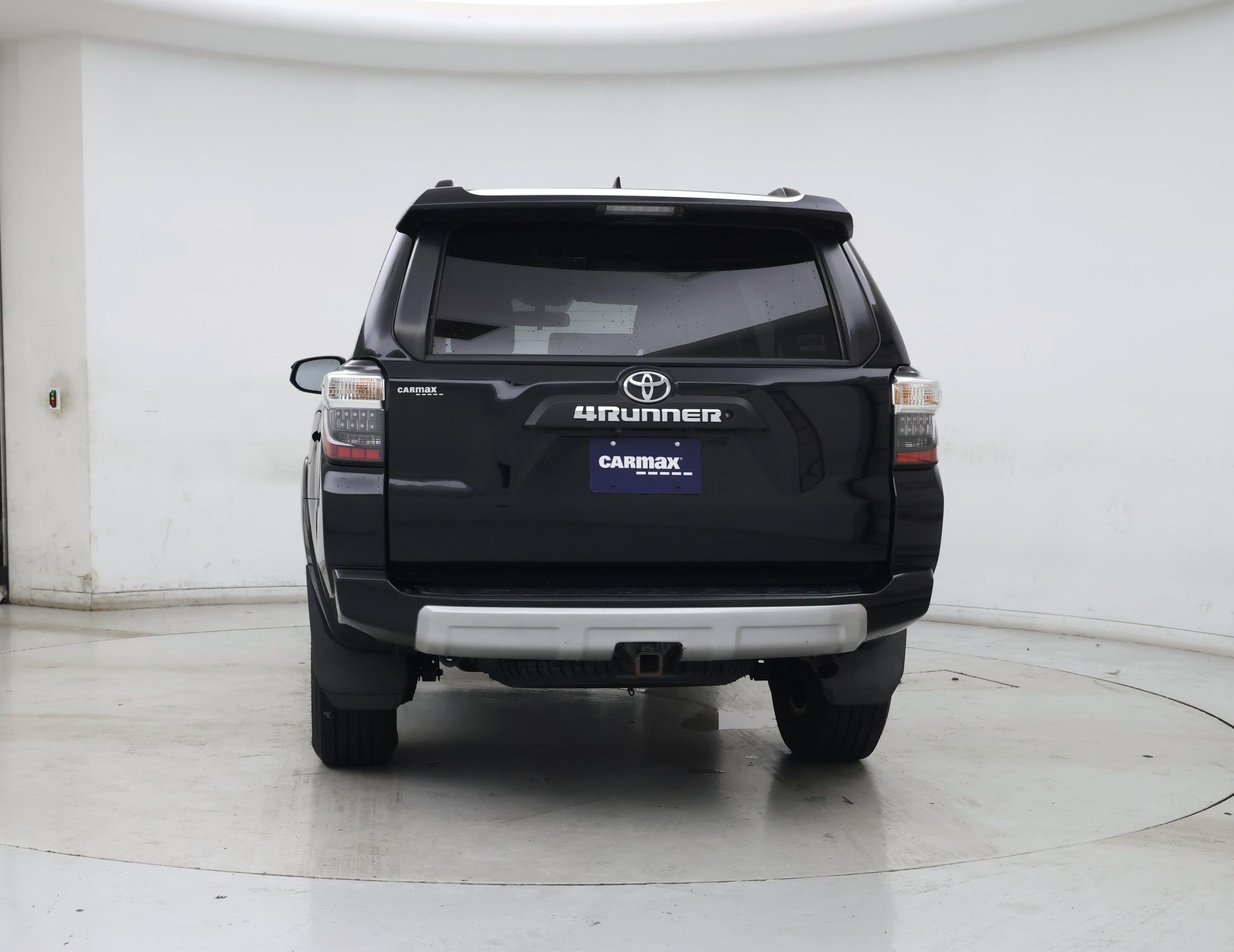 Thumbnail: 2015 Toyota 4Runner - 6