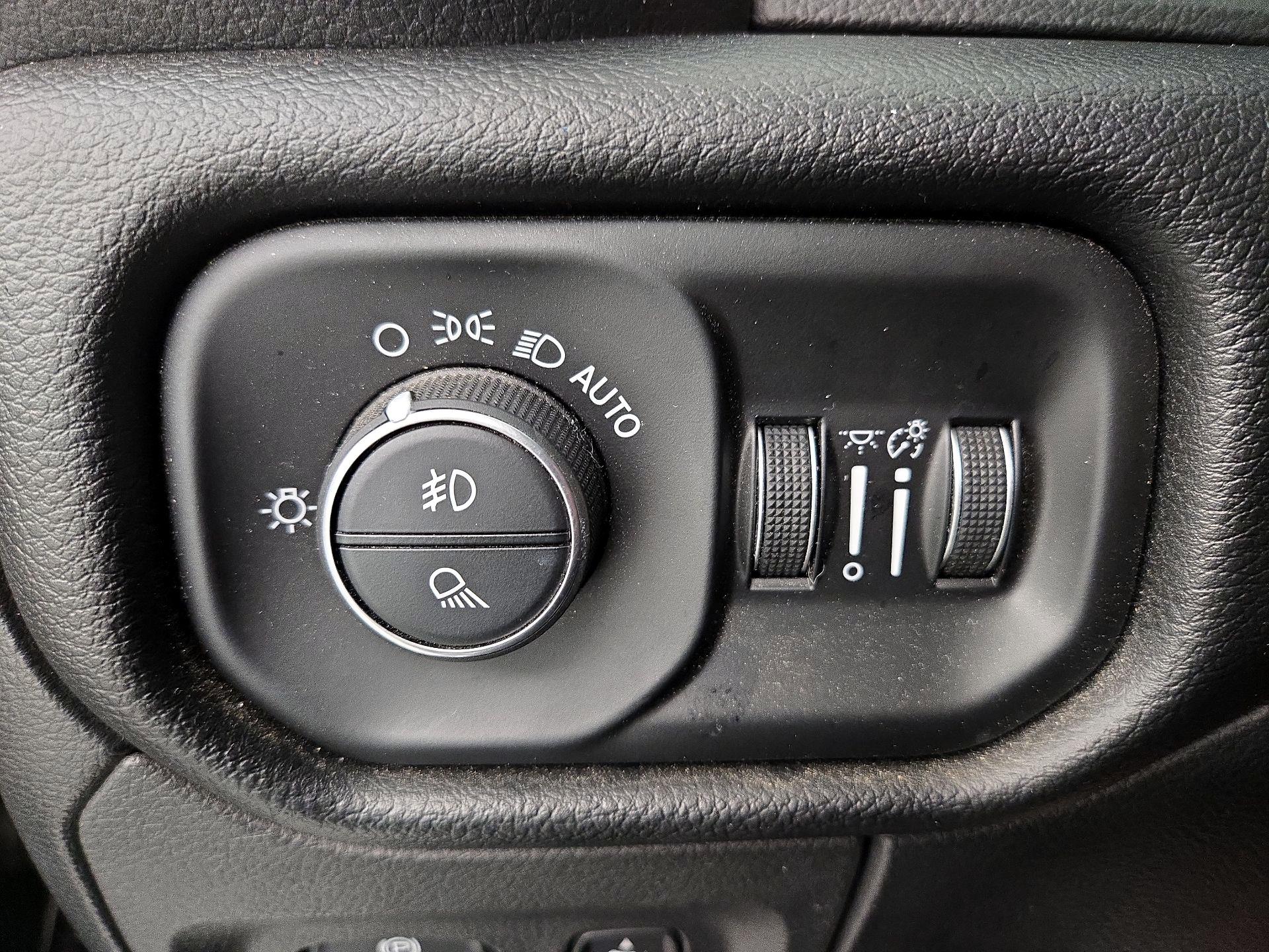 Thumbnail: 2020 RAM 1500 - 13