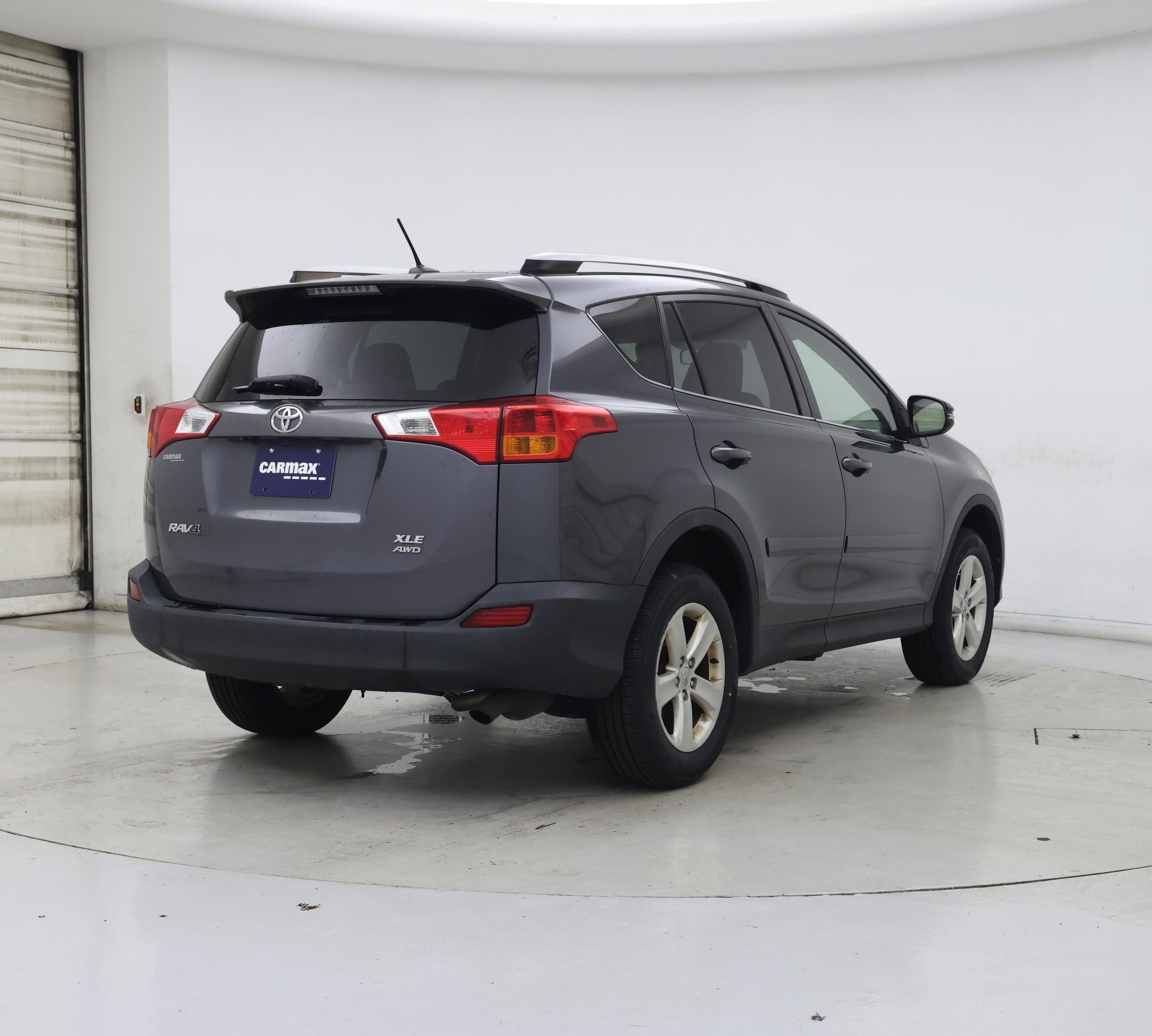 Thumbnail: 2014 Toyota RAV4 - 8