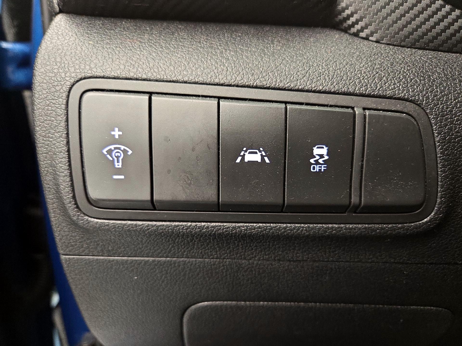Thumbnail: 2020 Hyundai Tucson - 13