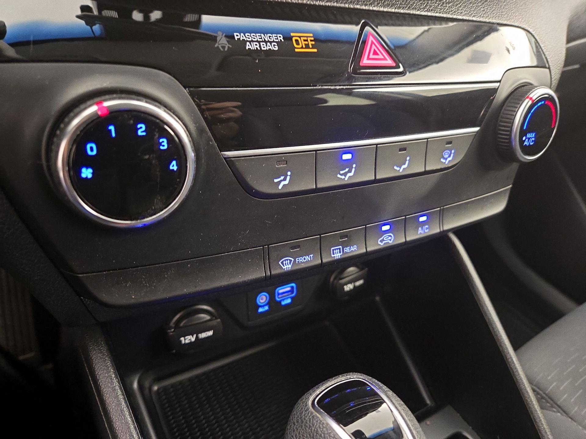 Thumbnail: 2020 Hyundai Tucson - 16