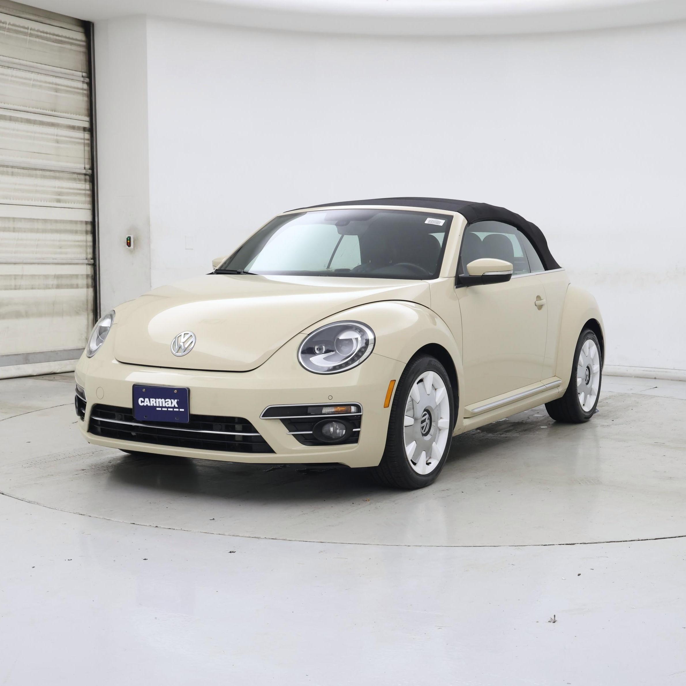 Thumbnail: 2019 Volkswagen Beetle - 4