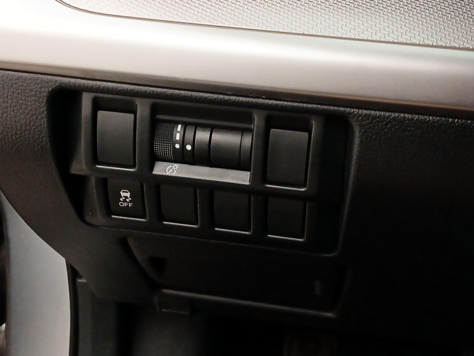 Thumbnail: 2017 Subaru Outback - 11