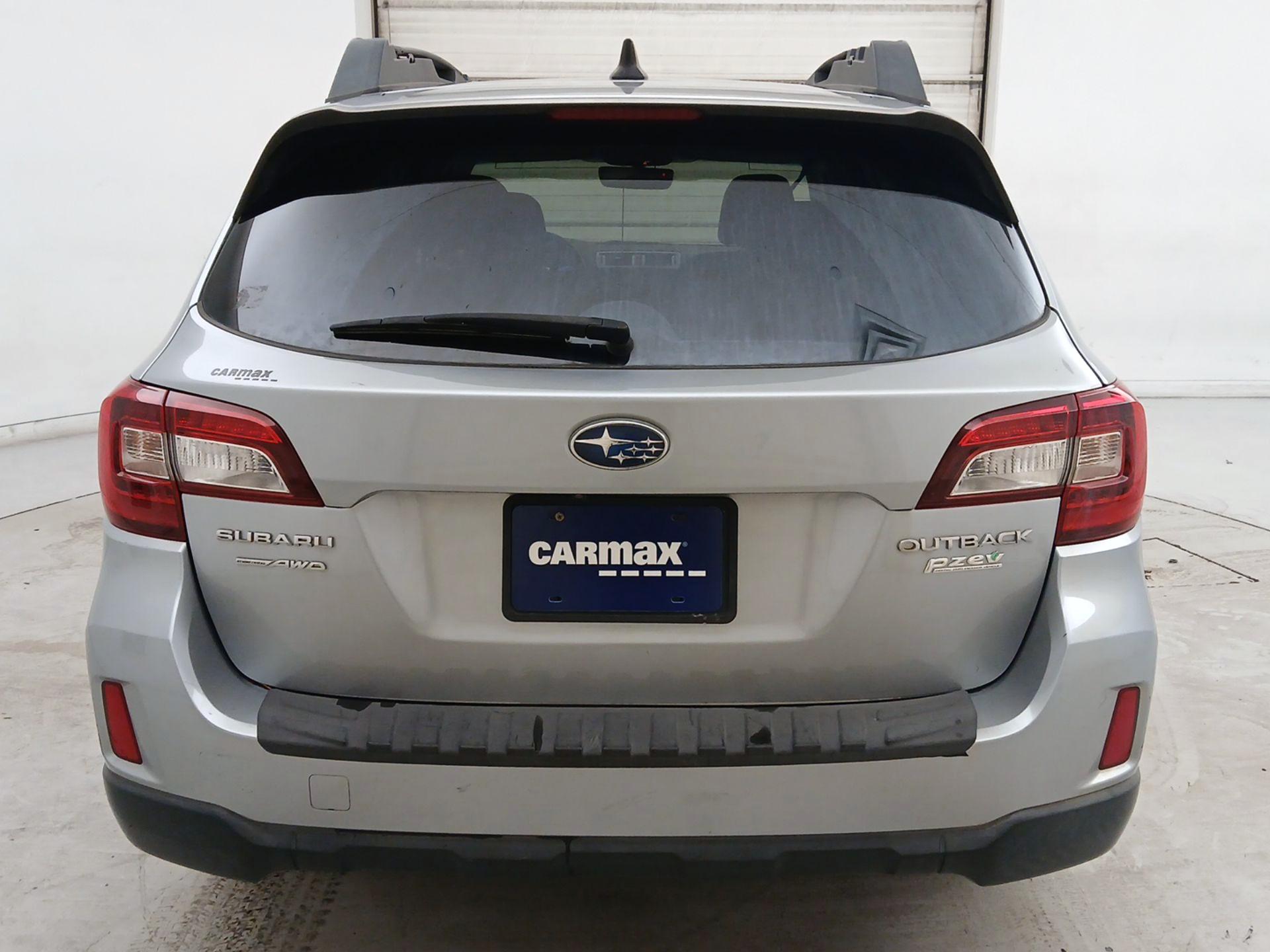 Thumbnail: 2017 Subaru Outback - 6