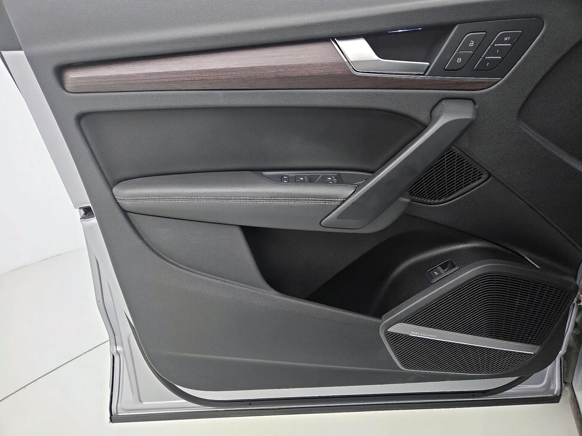 Thumbnail: 2022 Audi Q5 - 12