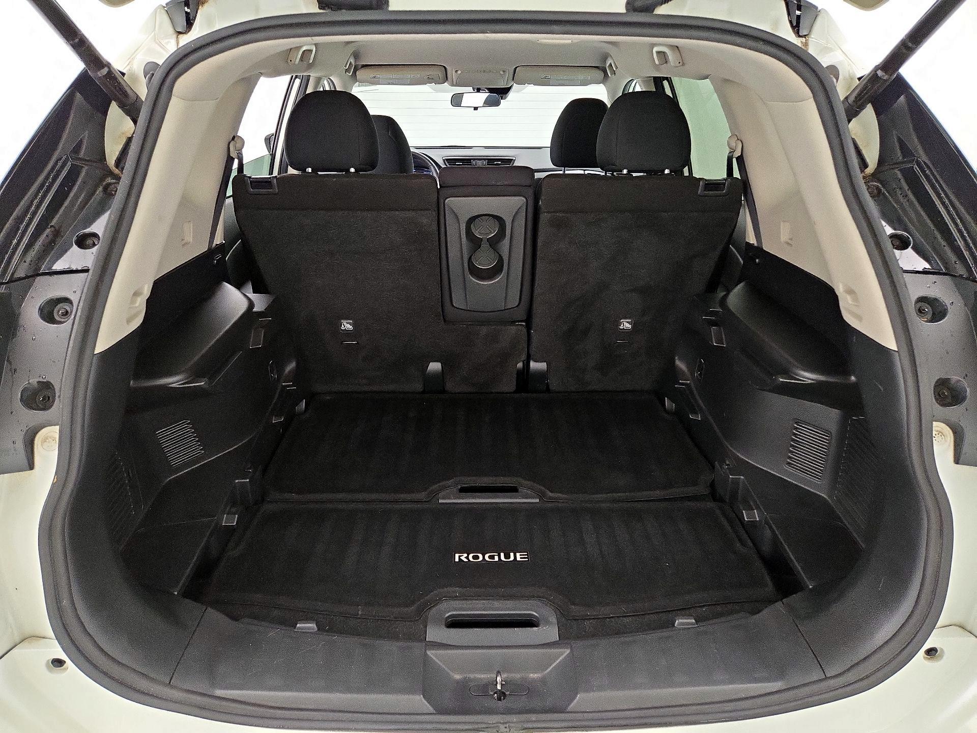 Thumbnail: 2020 Nissan Rogue - 20