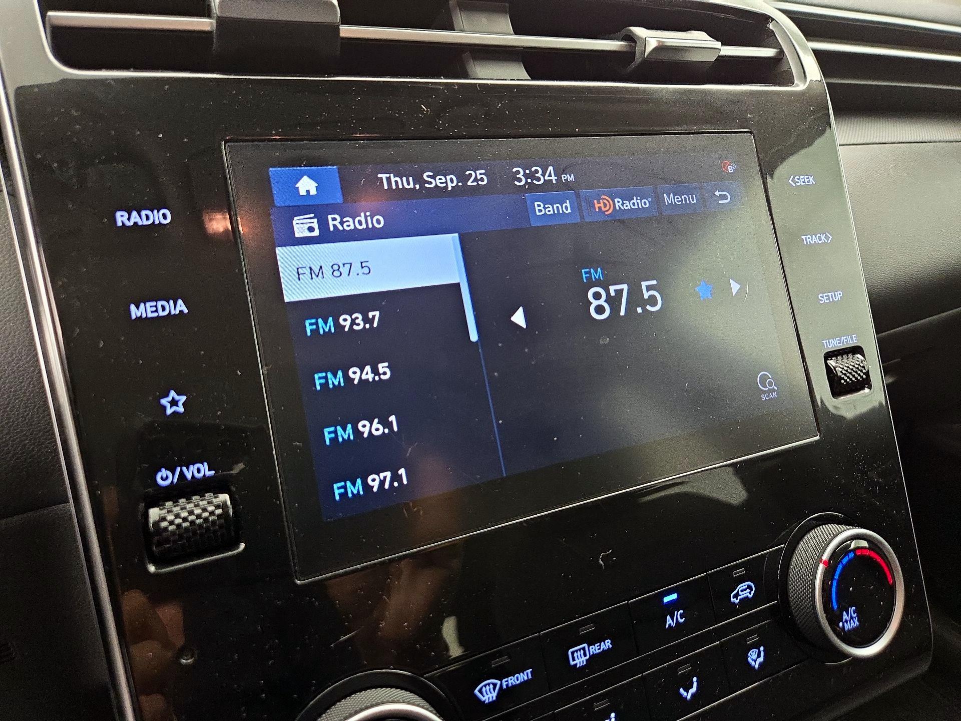 Thumbnail: 2022 Hyundai Tucson - 15