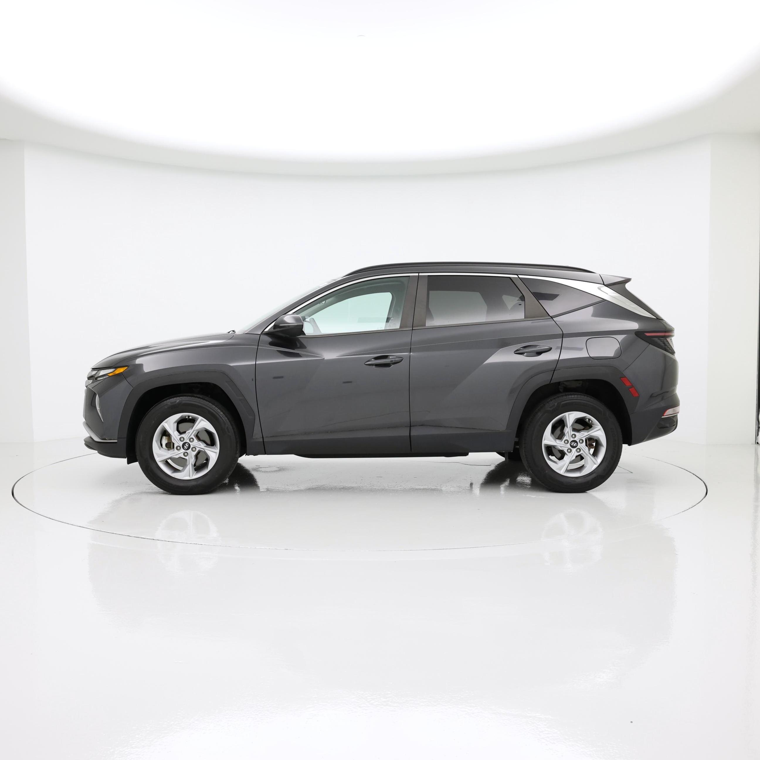 Thumbnail: 2022 Hyundai Tucson - 3
