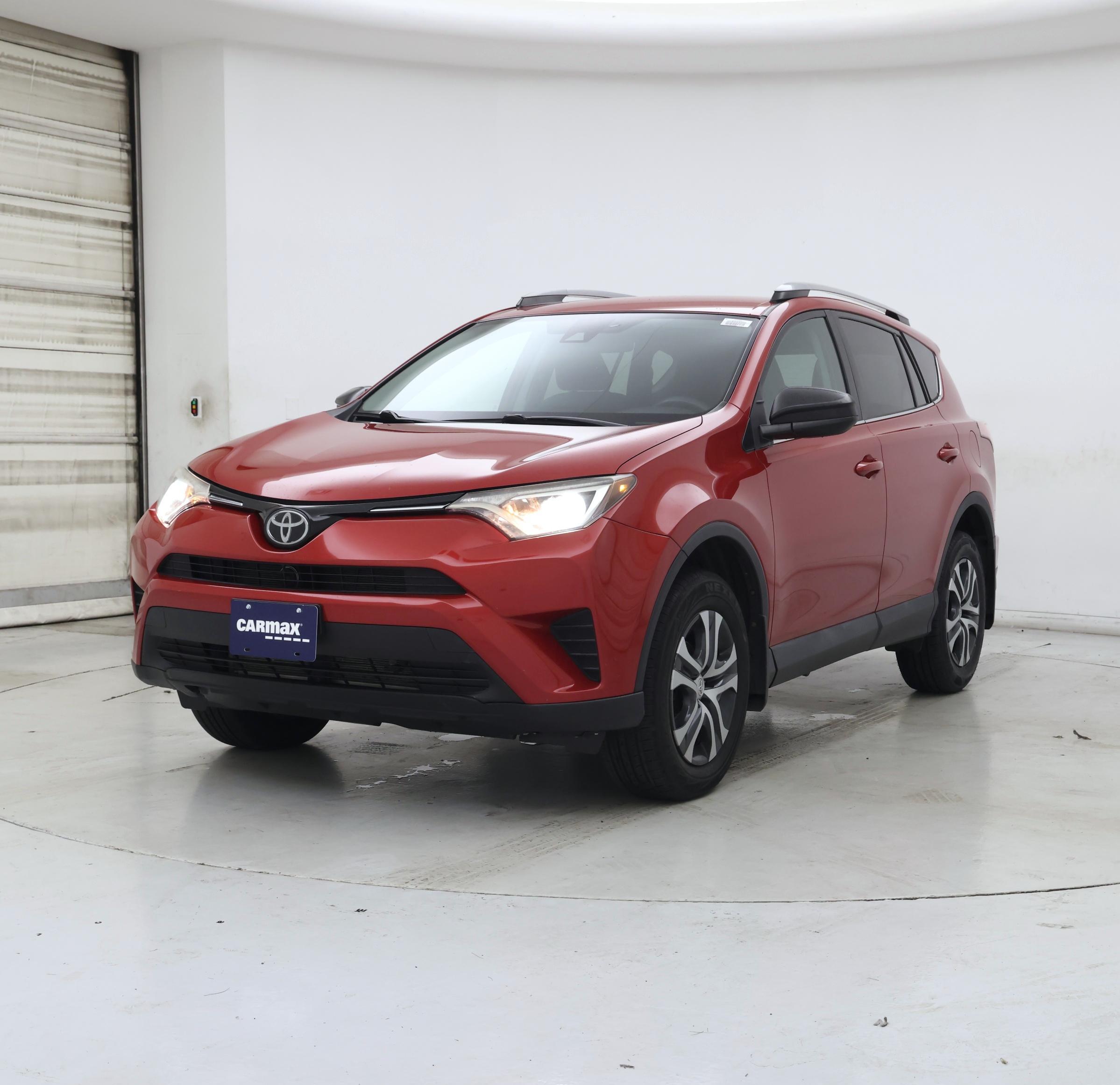 Thumbnail: 2017 Toyota RAV4 - 4