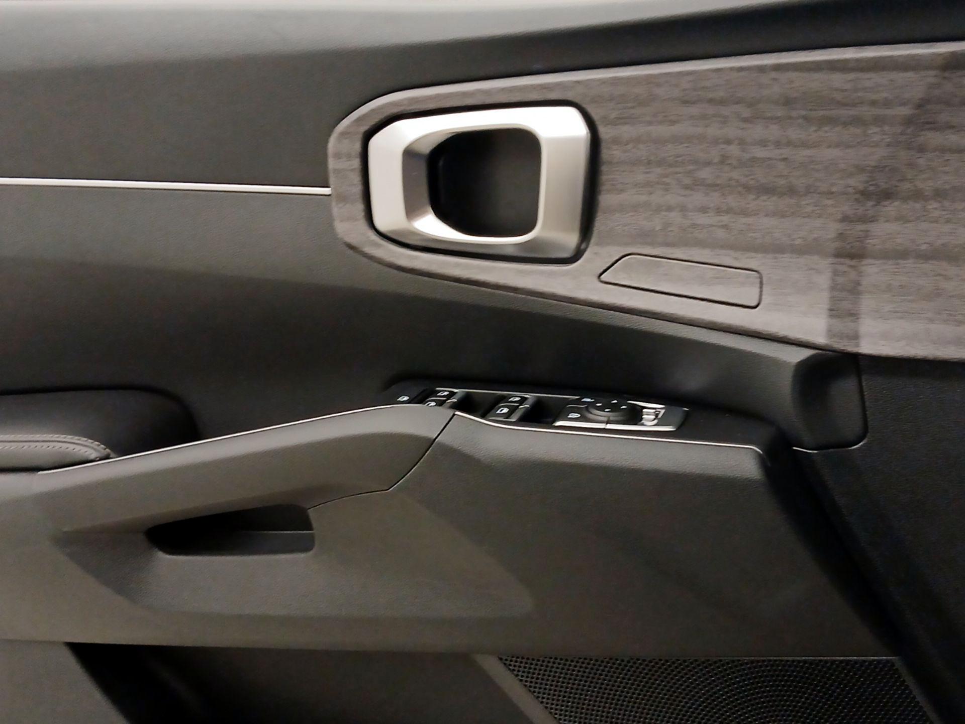 Thumbnail: 2022 Kia Sorento - 10