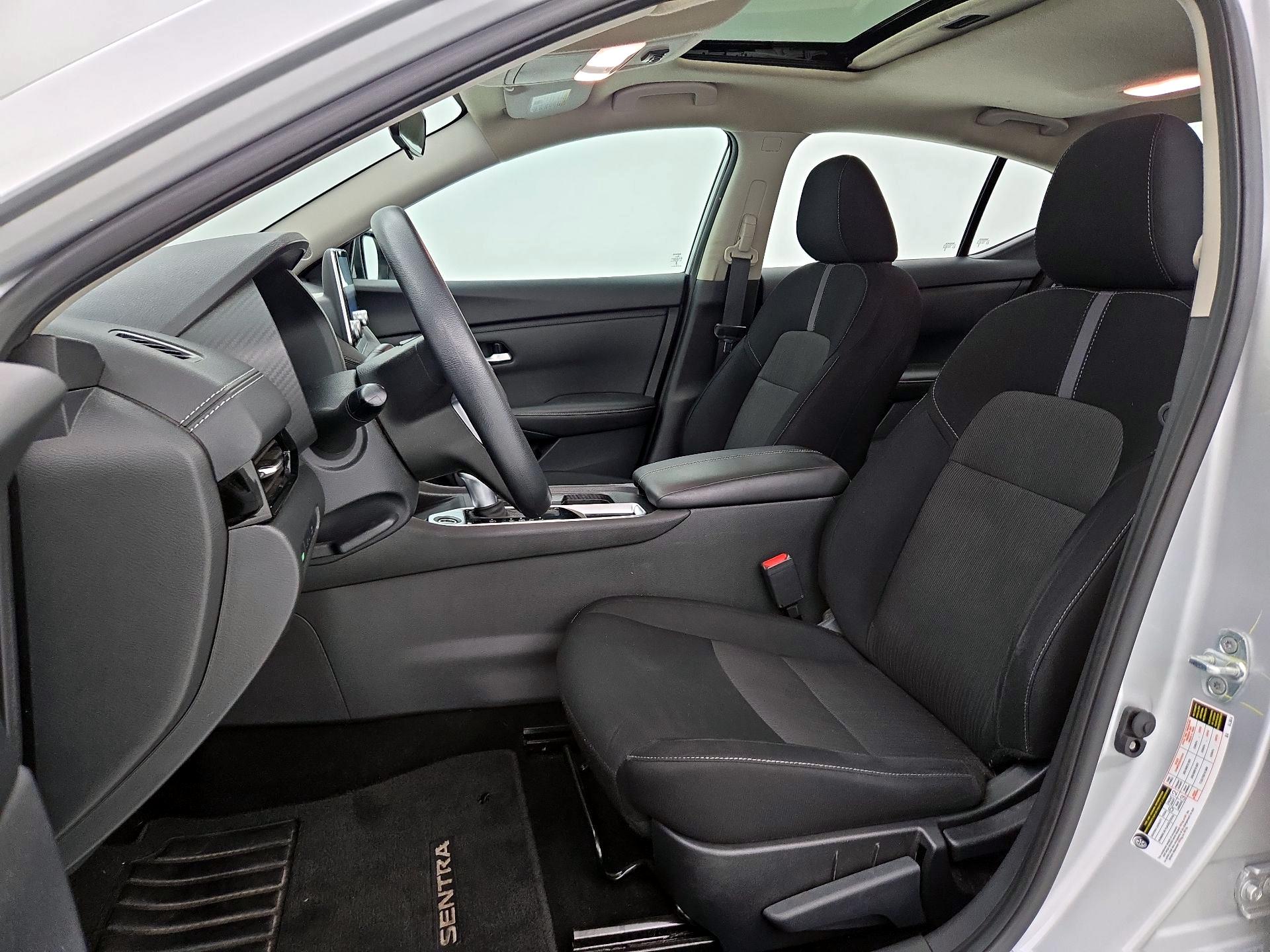 Thumbnail: 2023 Nissan Sentra - 11