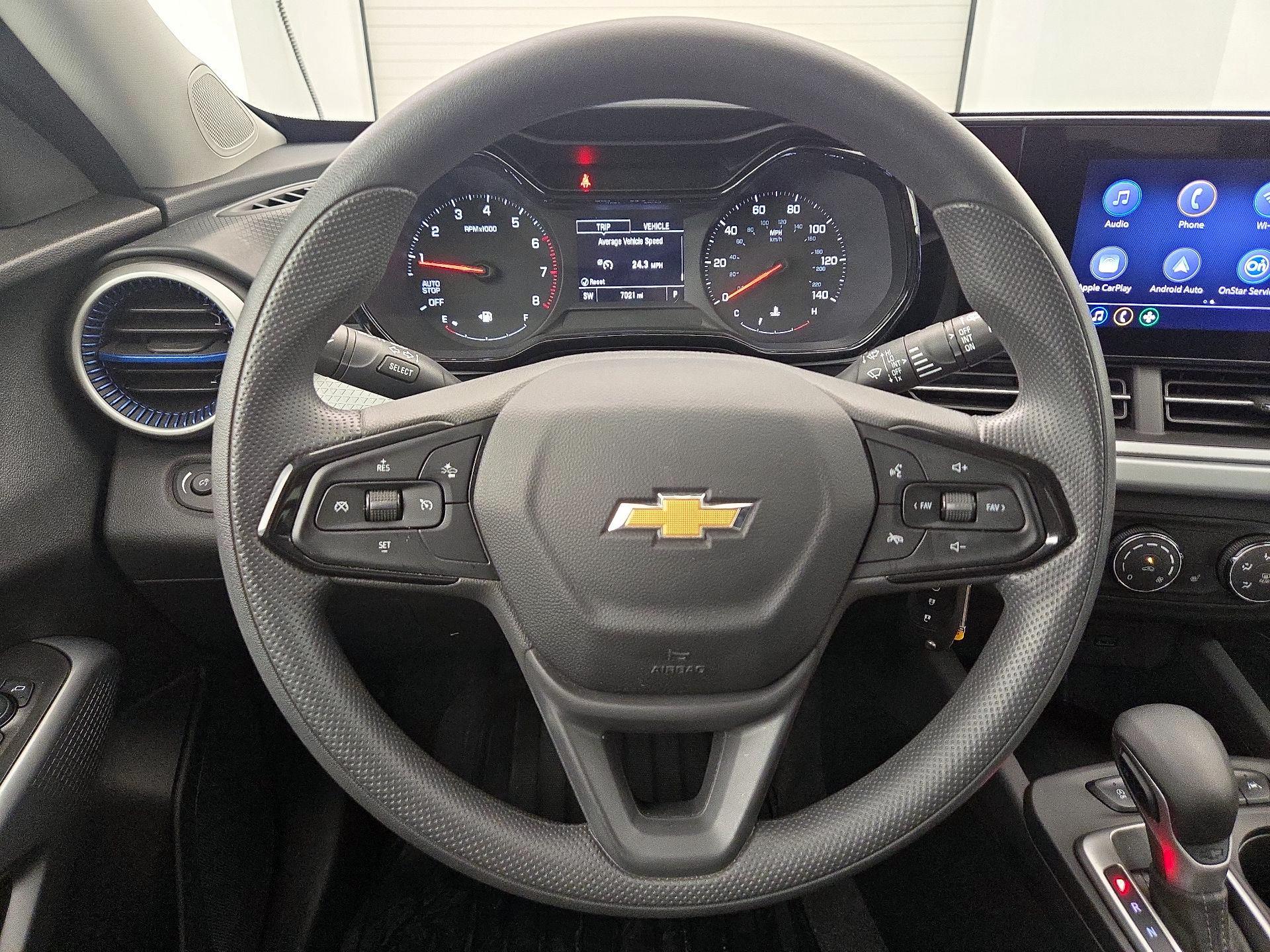 Thumbnail: 2024 Chevrolet Trax - 10