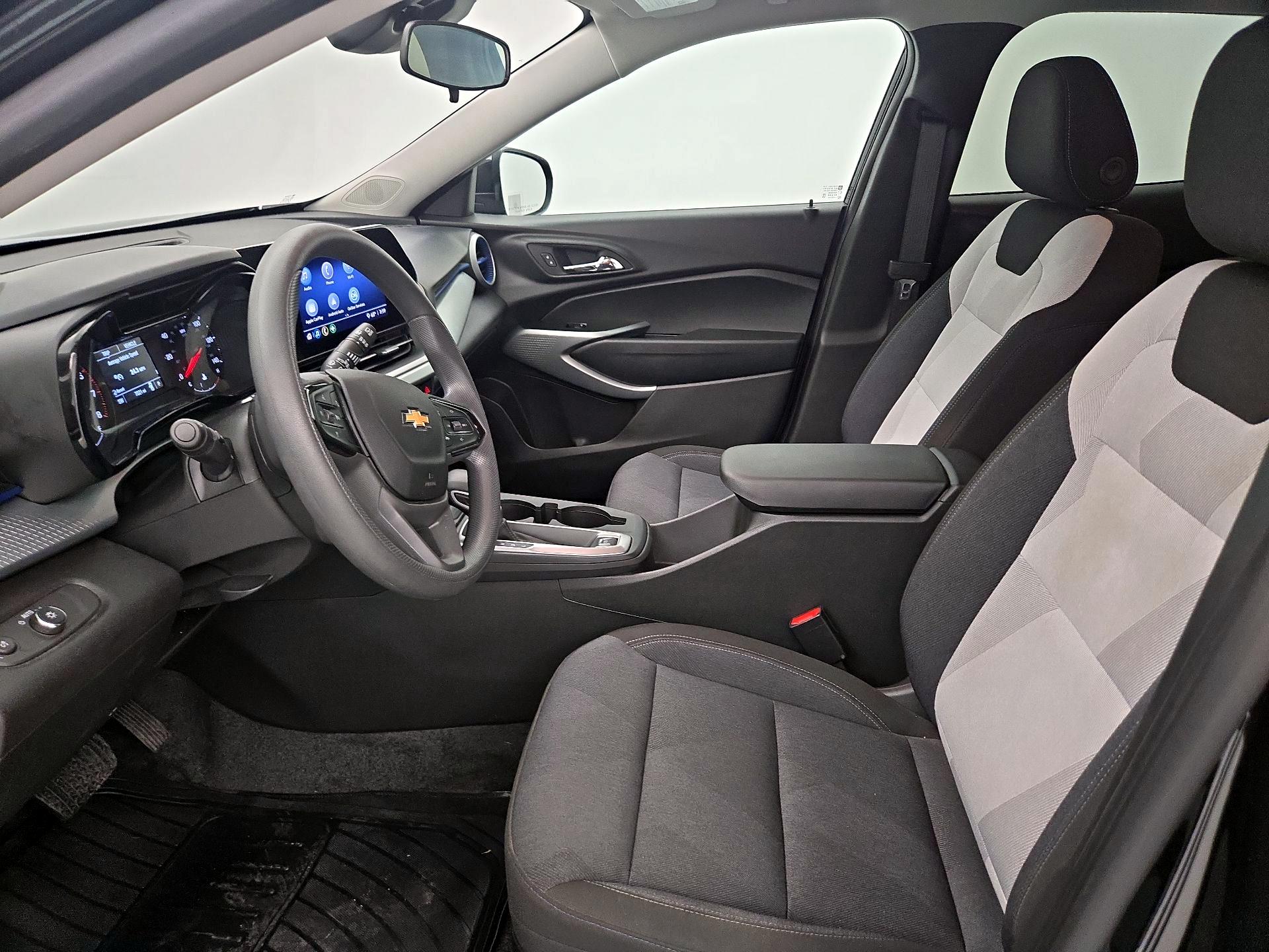 Thumbnail: 2024 Chevrolet Trax - 11