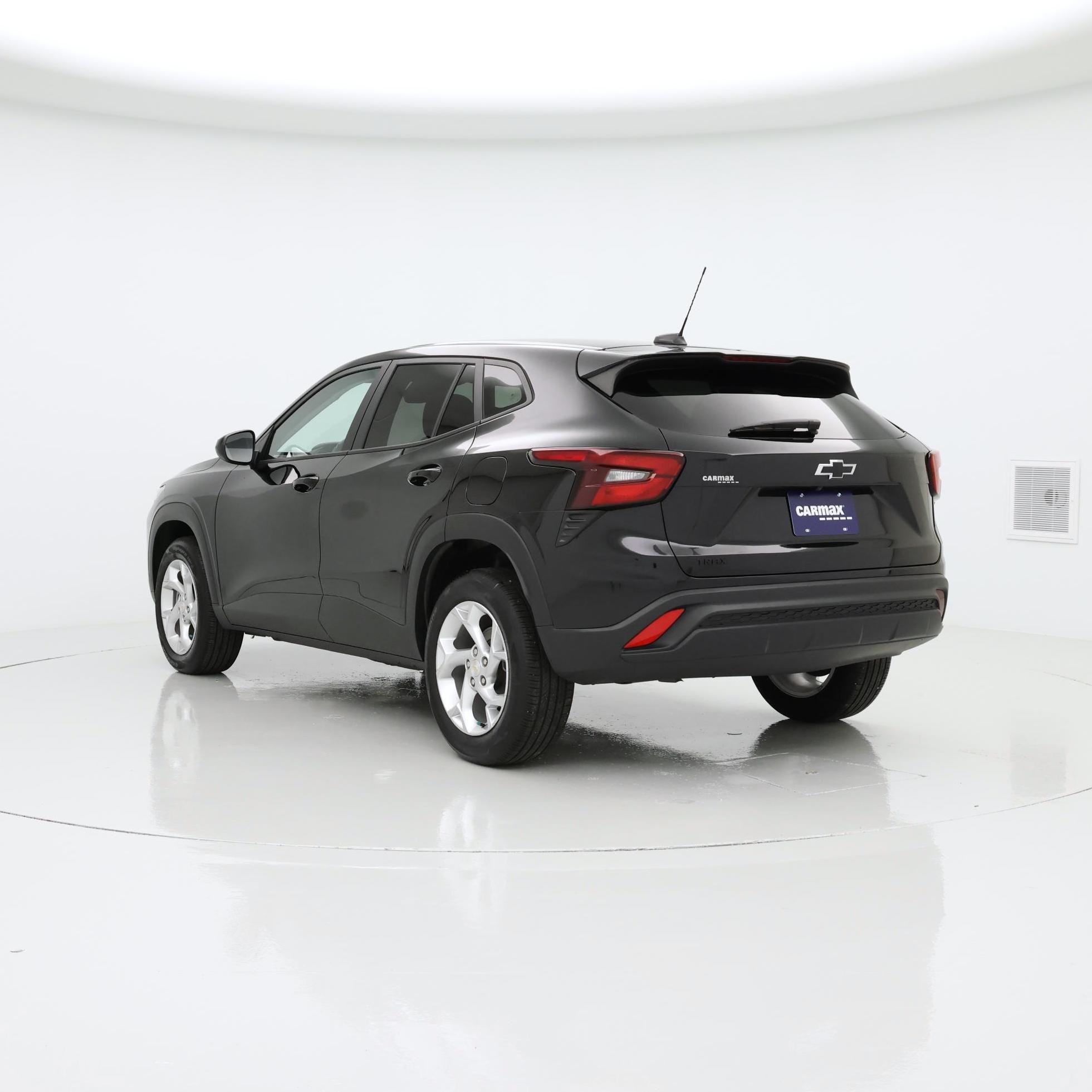 Thumbnail: 2024 Chevrolet Trax - 2