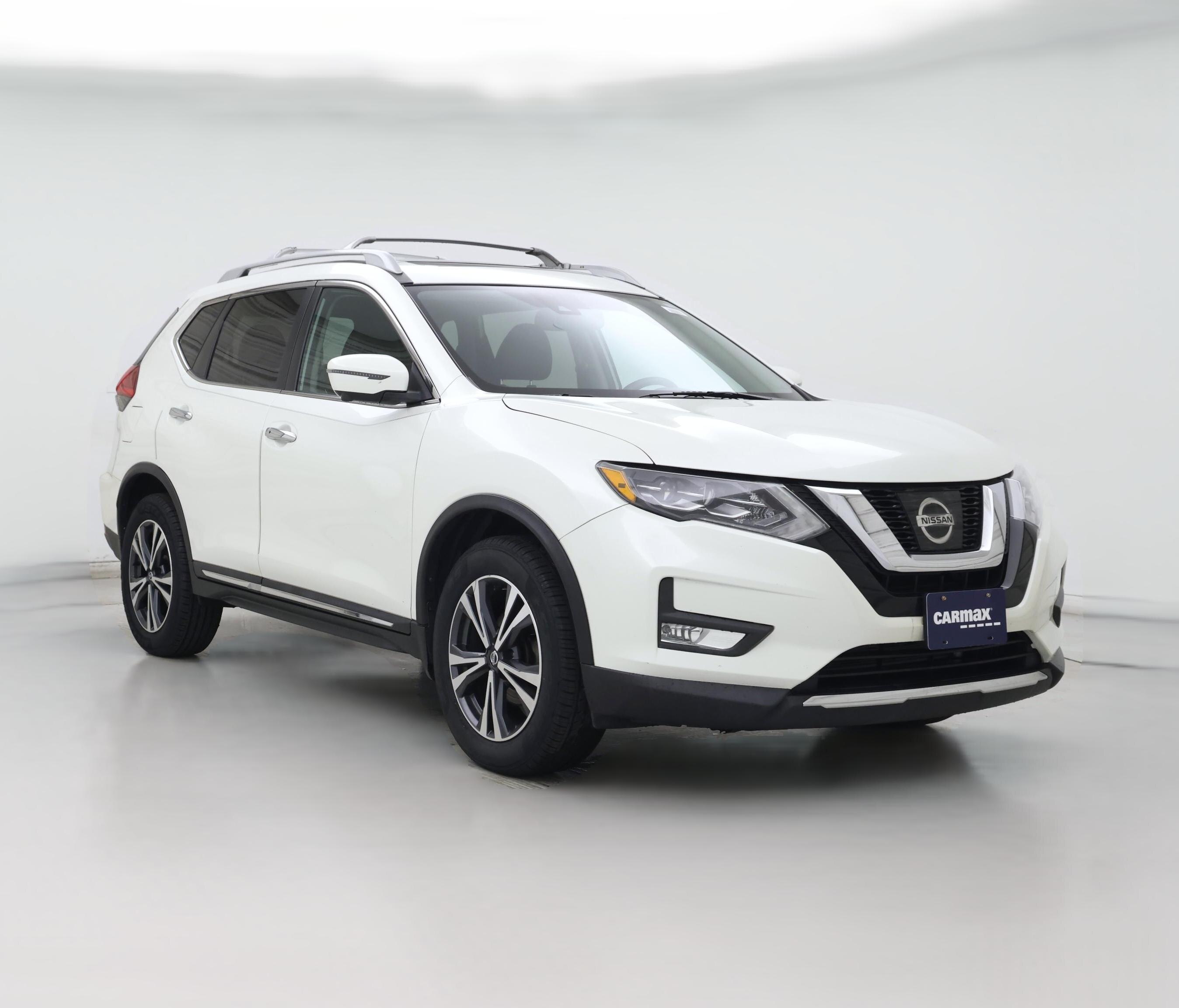 Thumbnail: 2017 Nissan Rogue - 1